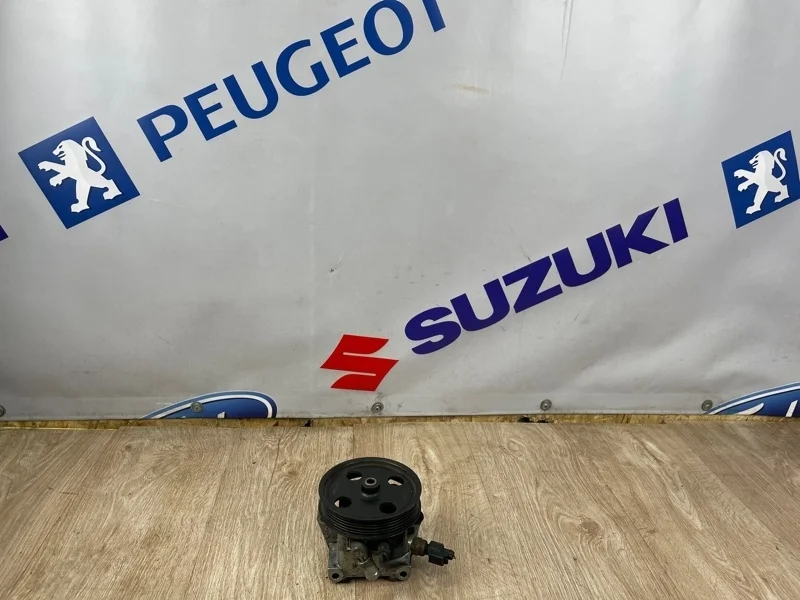 Насос гидроусилителя руля FORD FOCUS 2 2009