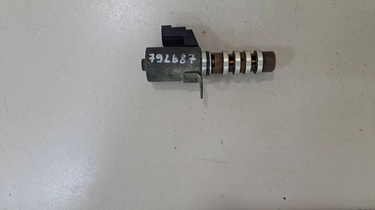Клапан электромагн. изменения фаз ГРМ Nissan March K12 2002-2010
