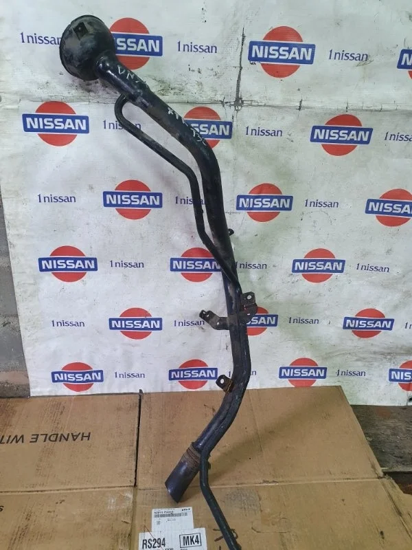 Горловина топливного бака Nissan X Trail 2015 172214CM0A T32 R9M, задняя правая