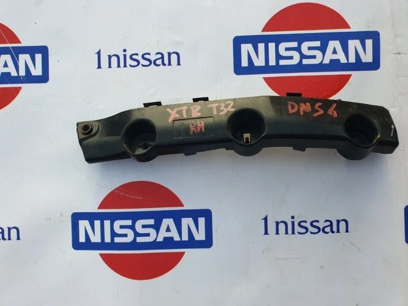 Кронштейн бампера переднего Nissan X Trail 2015 622224CL0A T32 R9M, передний правый