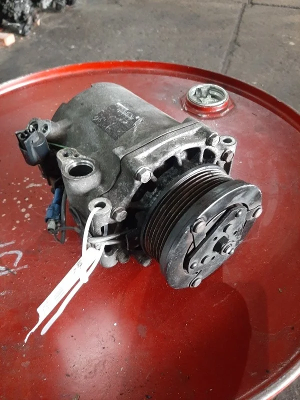 Компрессор кондиционера Mitsubishi Lancer 10 2006-2012