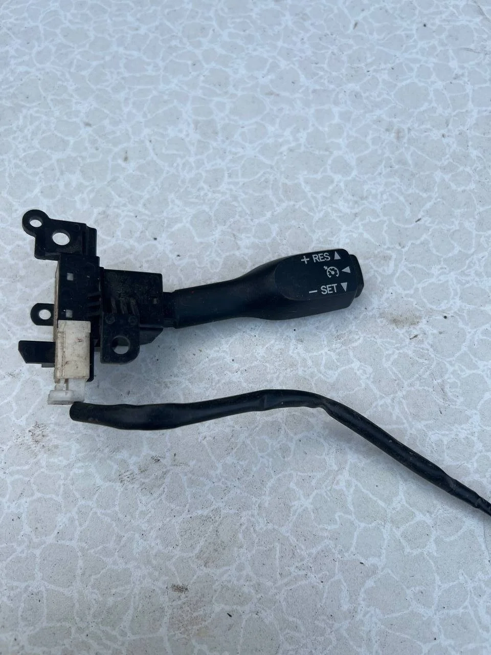 Переключатель круиз-контроля Toyota150 Prado