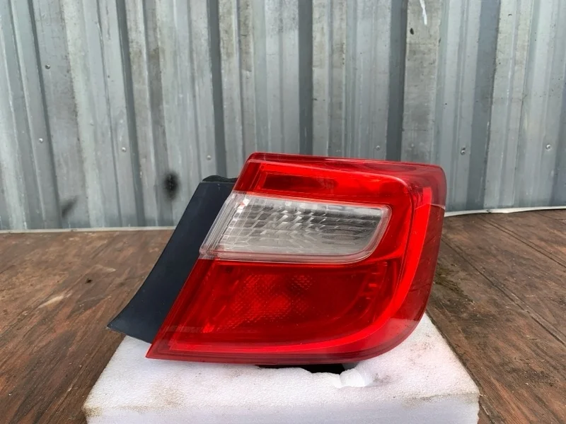 Фонарь Toyota Camry 2011-2014 50