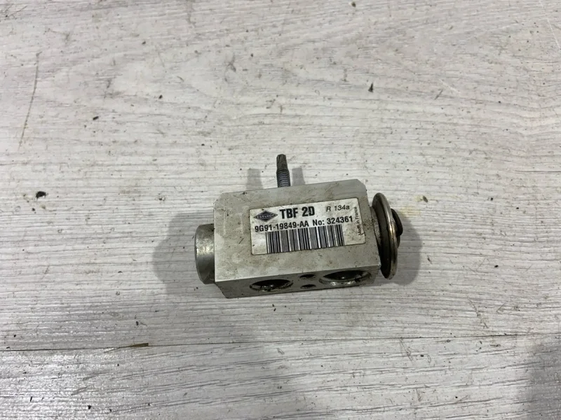 Клапан кондиционера Ford Mondeo 4 (07-14) ХЭТЧБЭК