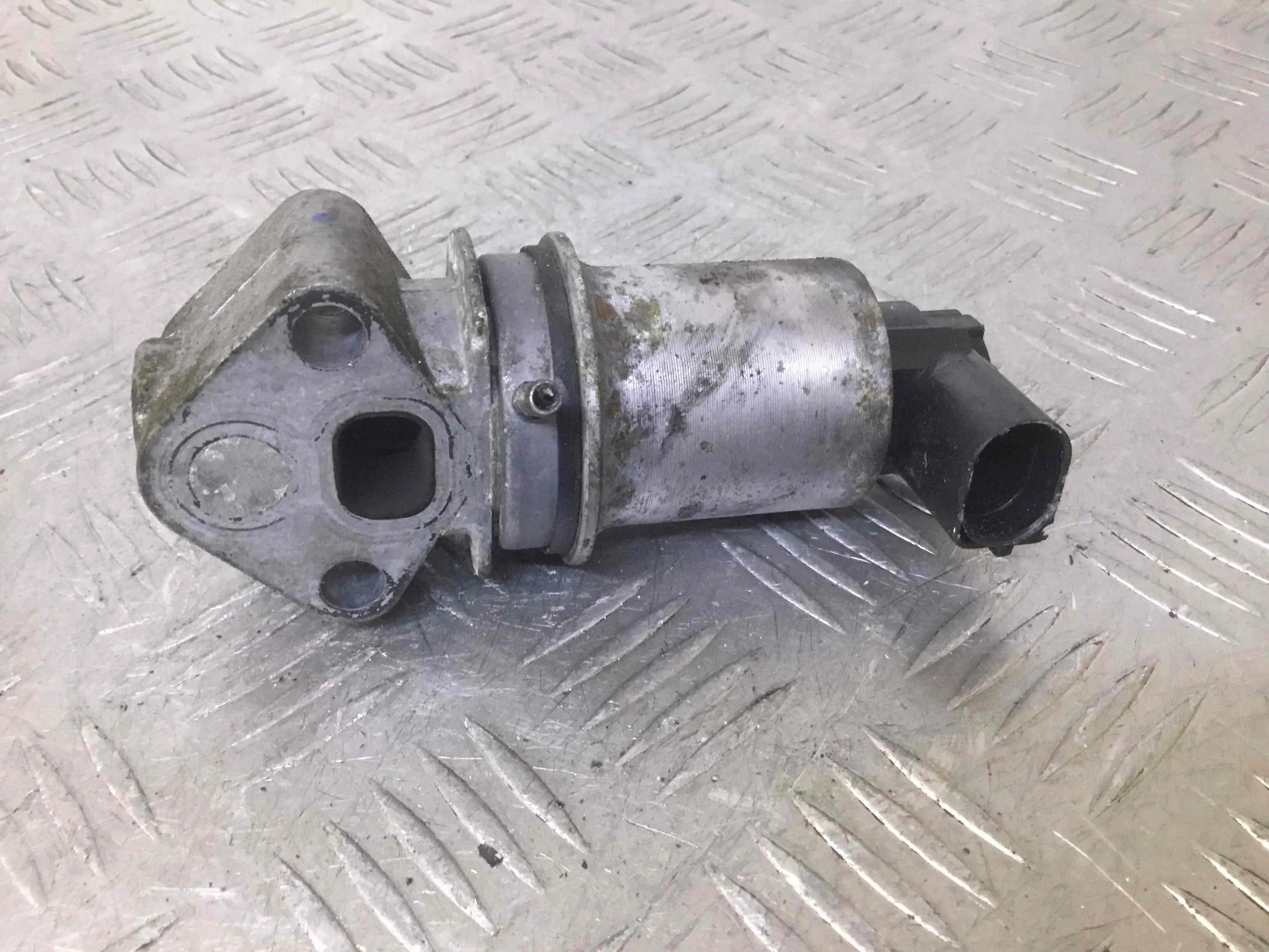 Клапан EGR Audi A3 8L [рестайлинг] (2000-2003) бензин 1.8 i Автомат Х/б