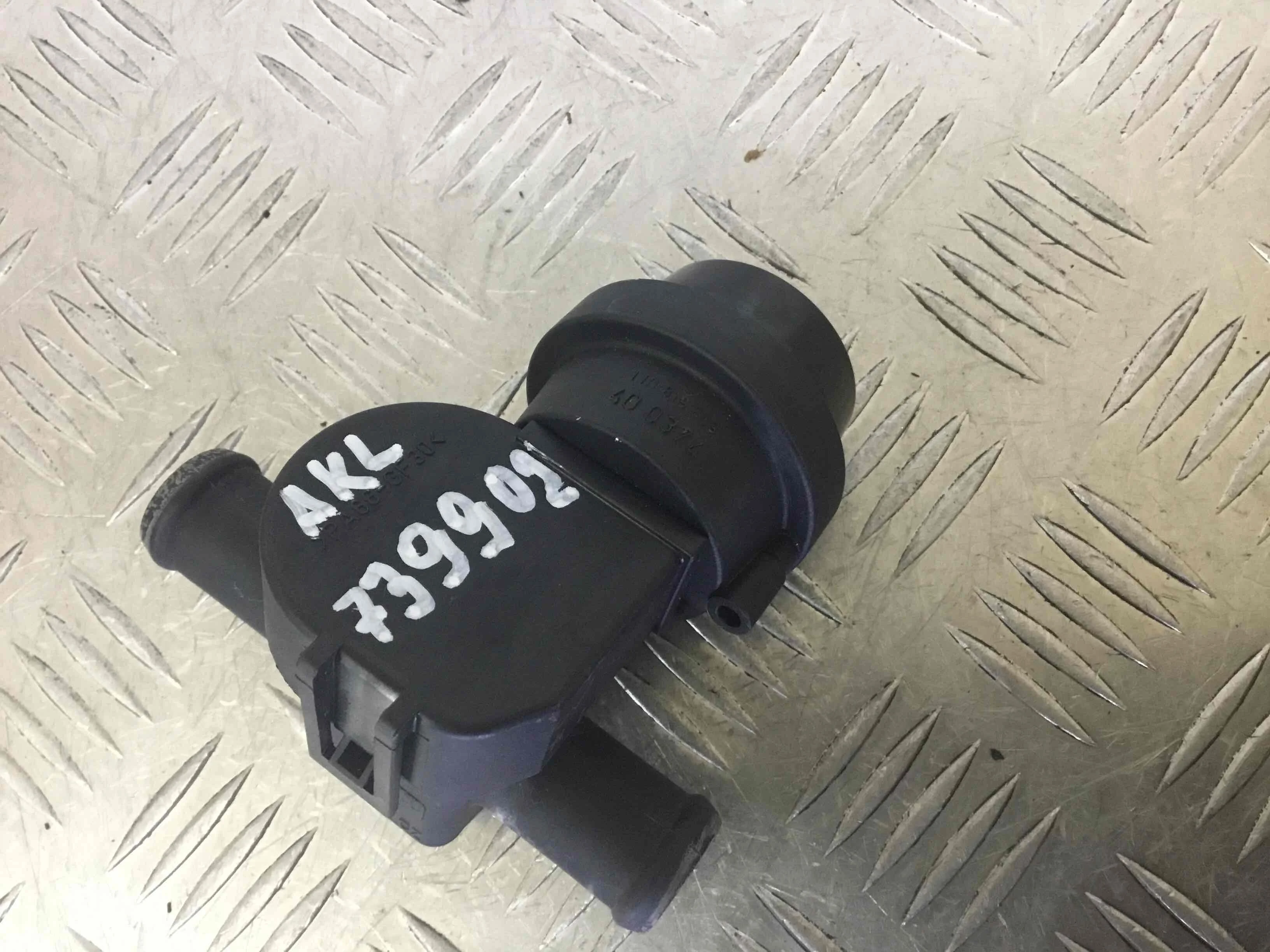 Кран отопителя (печки) Volkswagen Golf 4 поколение (1997-2004) бензин 1.6 i Механика Седан