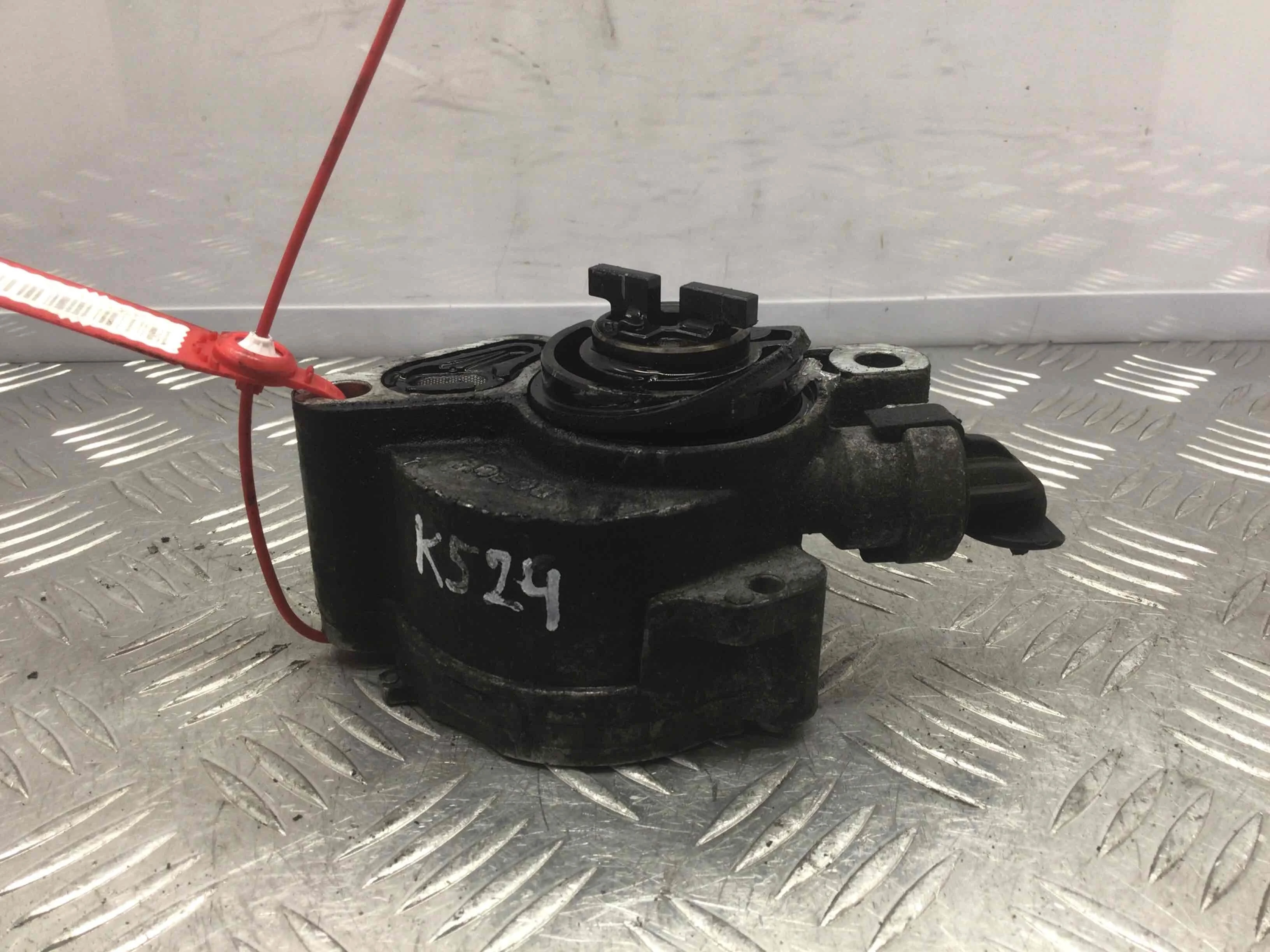 Насос вакуумный Peugeot 307 1 поколение (2001-2005) дизель 1.6 HDi Механика Х/б