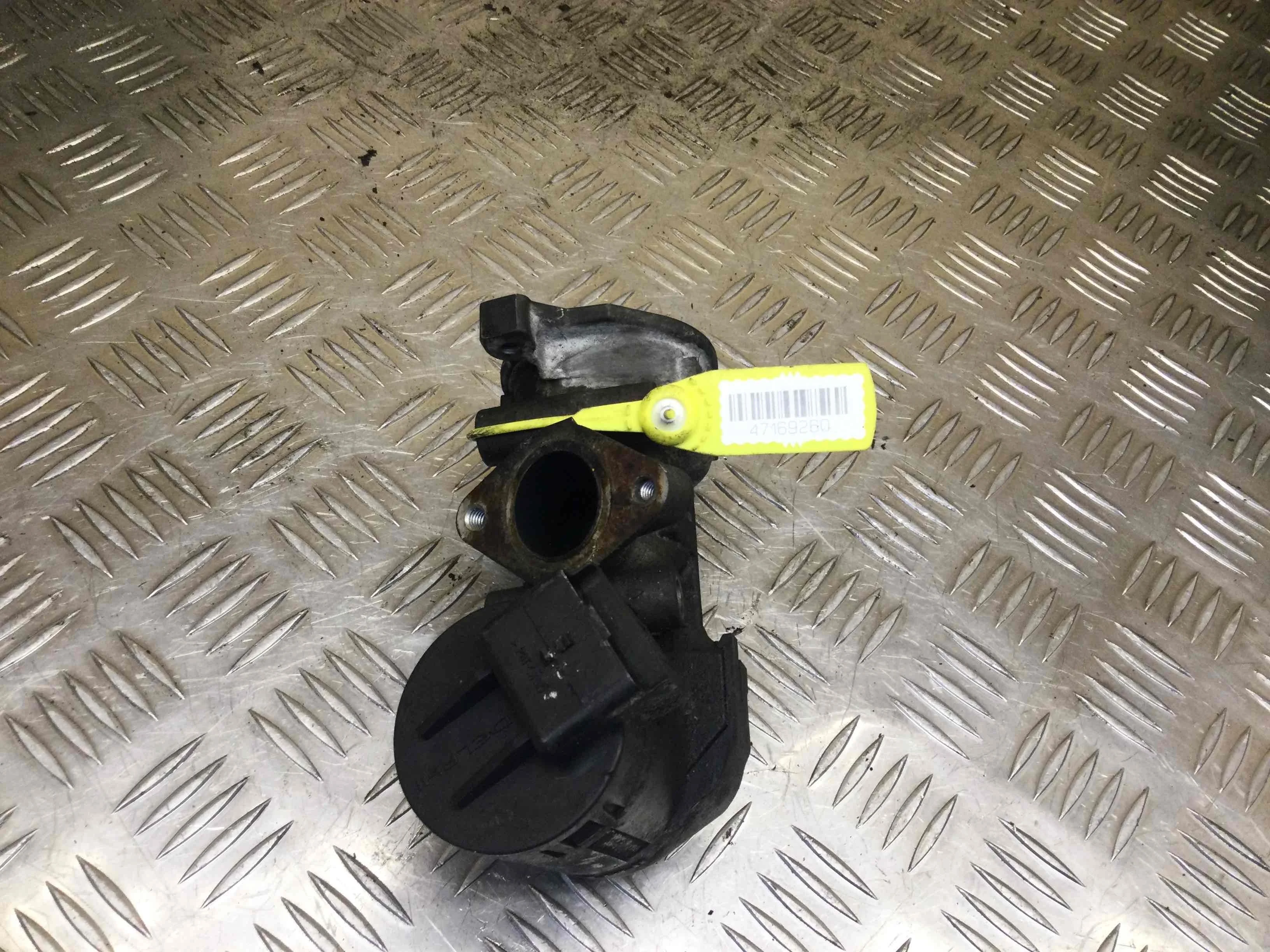 Клапан EGR Citroen C4 1 поколение 2004 - 2008 дизель 2.0 HDI Автомат Х/б