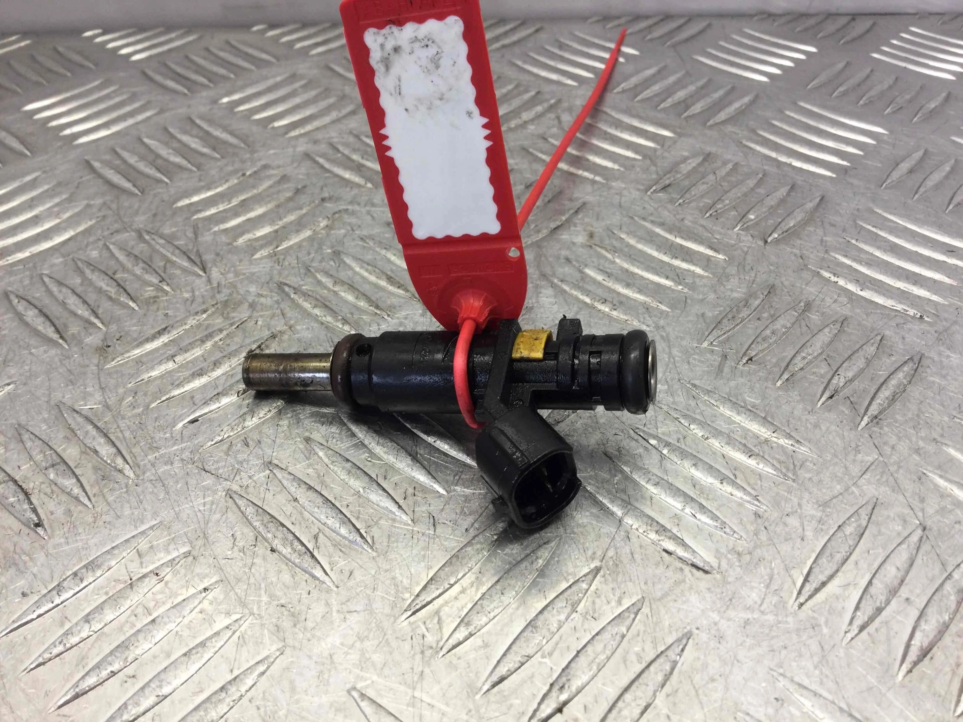 Форсунка Peugeot 308 T7 (2007-2011) бензин 1.6 i Механика Седан