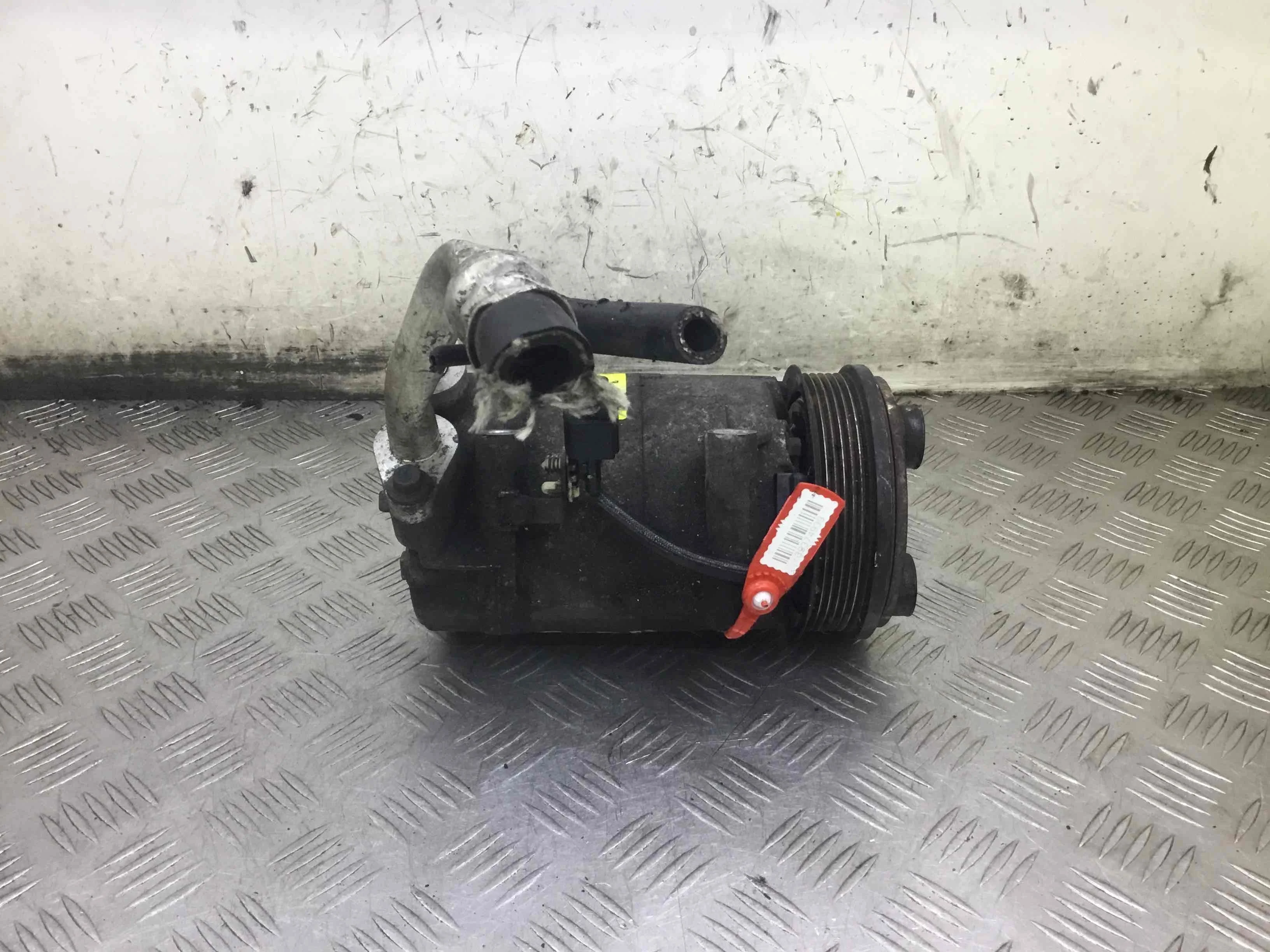 Компрессор кондиционера Ford Focus 2 поколение (2005-2008) дизель 1.6 HDi Механика