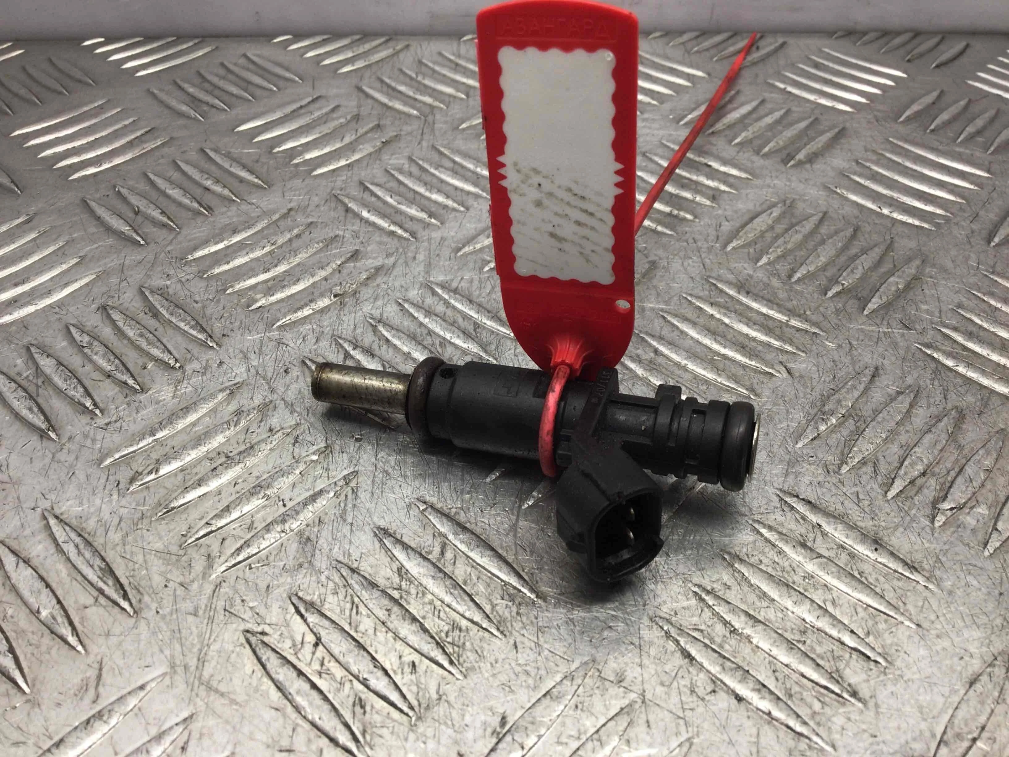 Форсунка Peugeot 308 T7 (2007-2011) бензин 1.6  Механика Х/б