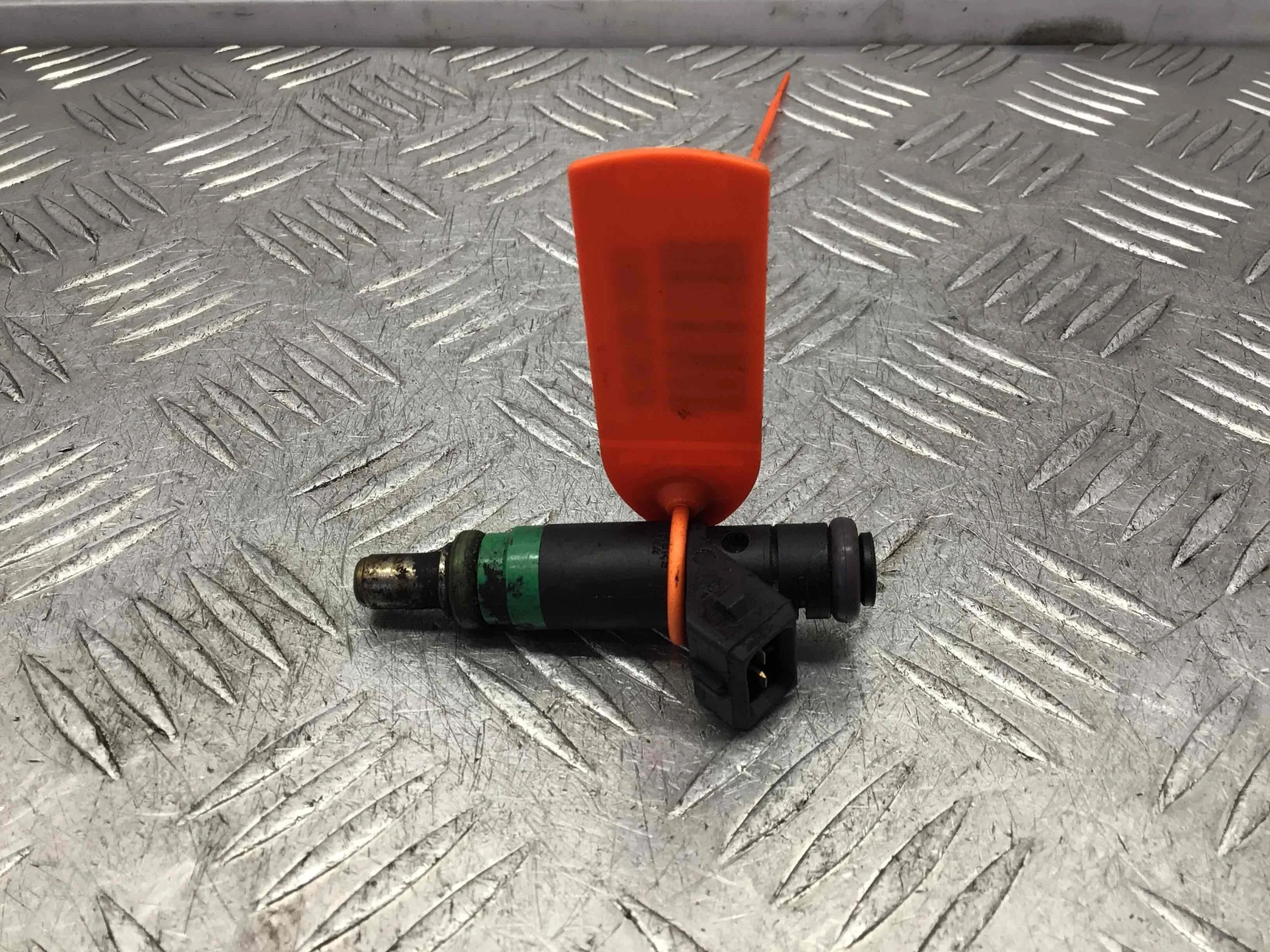 Форсунка Ford Focus 2 поколение (2005-2008) бензин 1.6 i Механика Седан