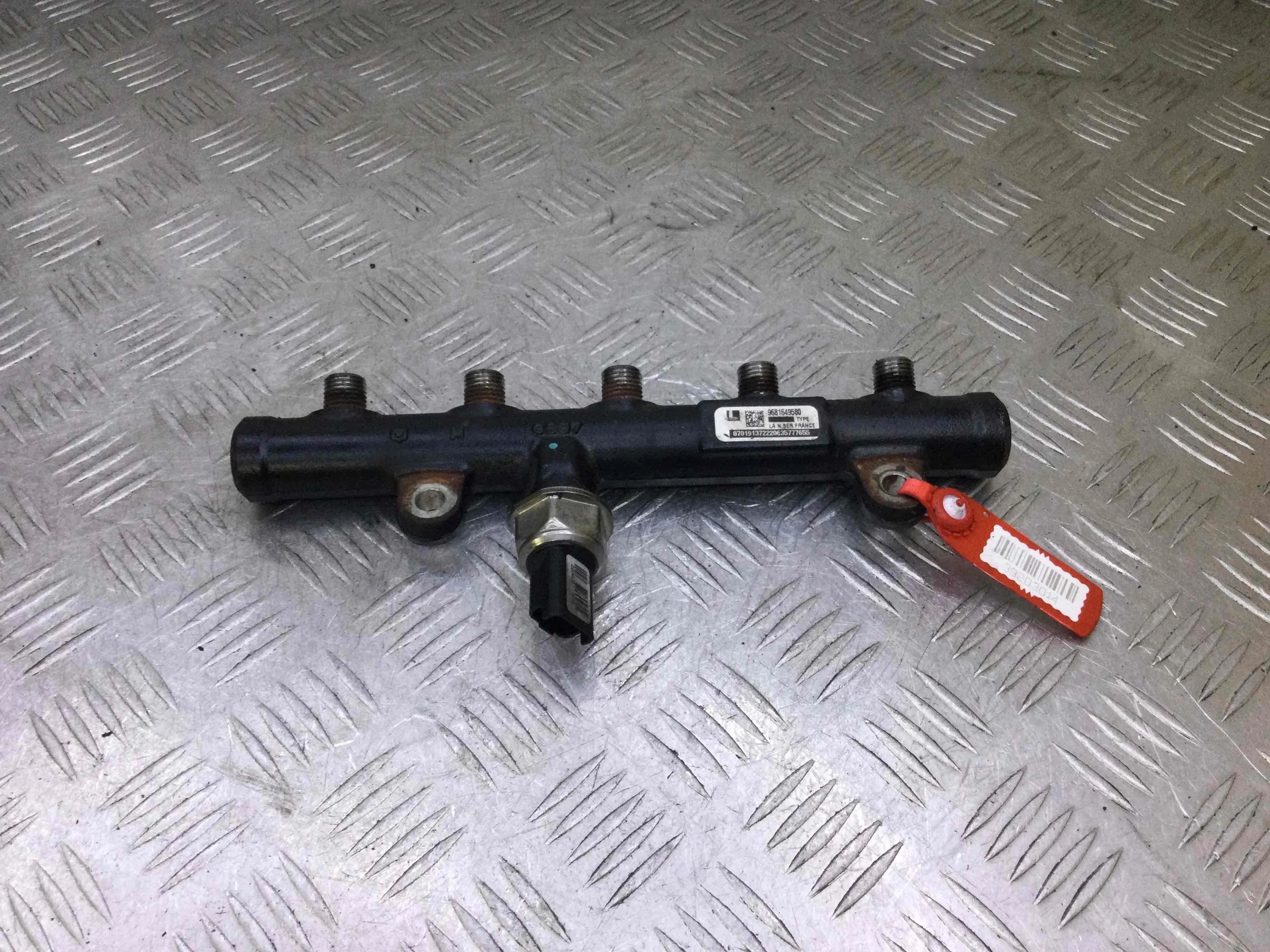 Топливная рампа Peugeot 407 407 (6D) 2004 - 2010 дизель 2.0 TD Автомат Х/б