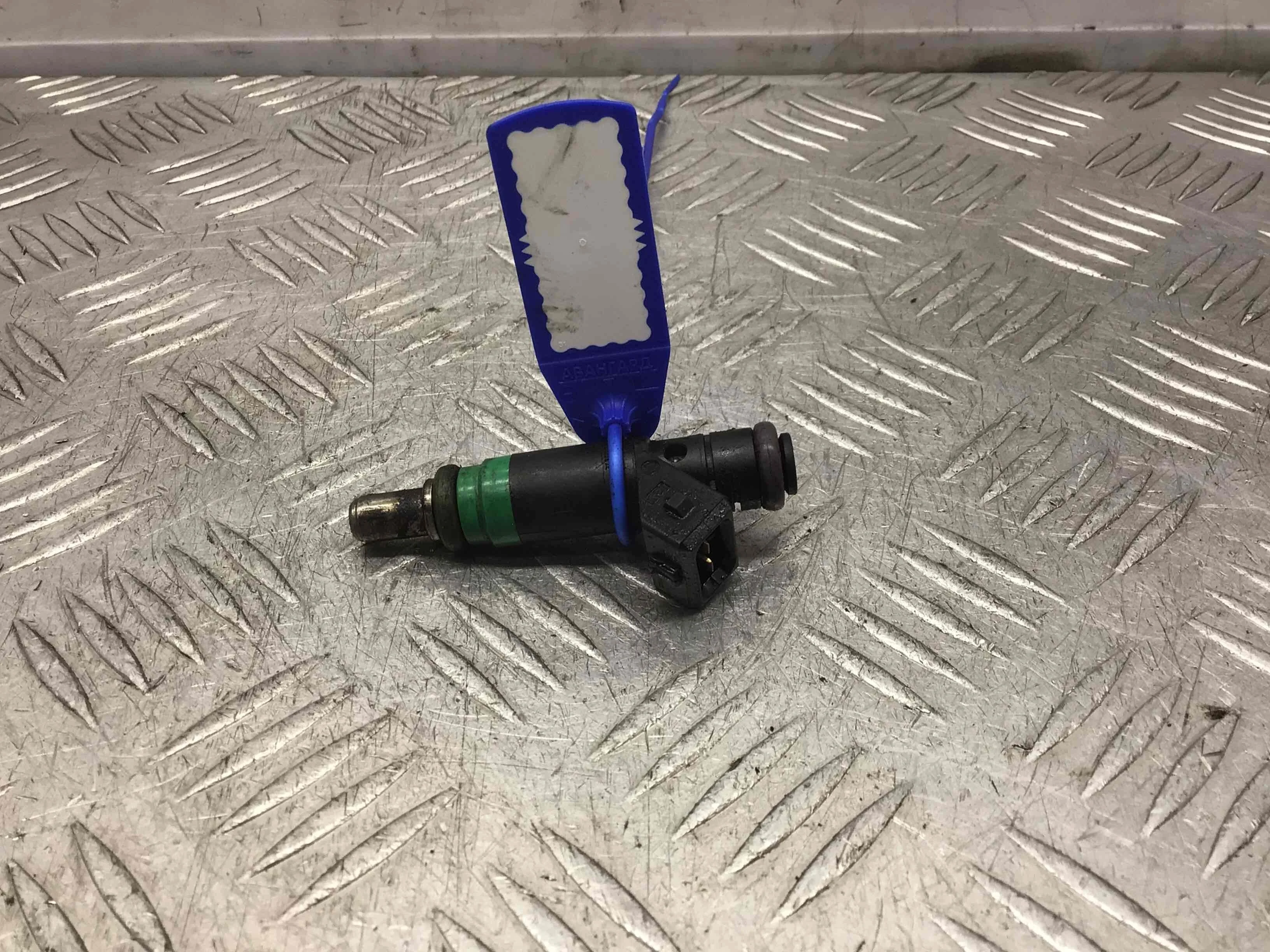 Форсунка Ford Focus 2 поколение (2005-2008) бензин 1.6 i Механика Седан