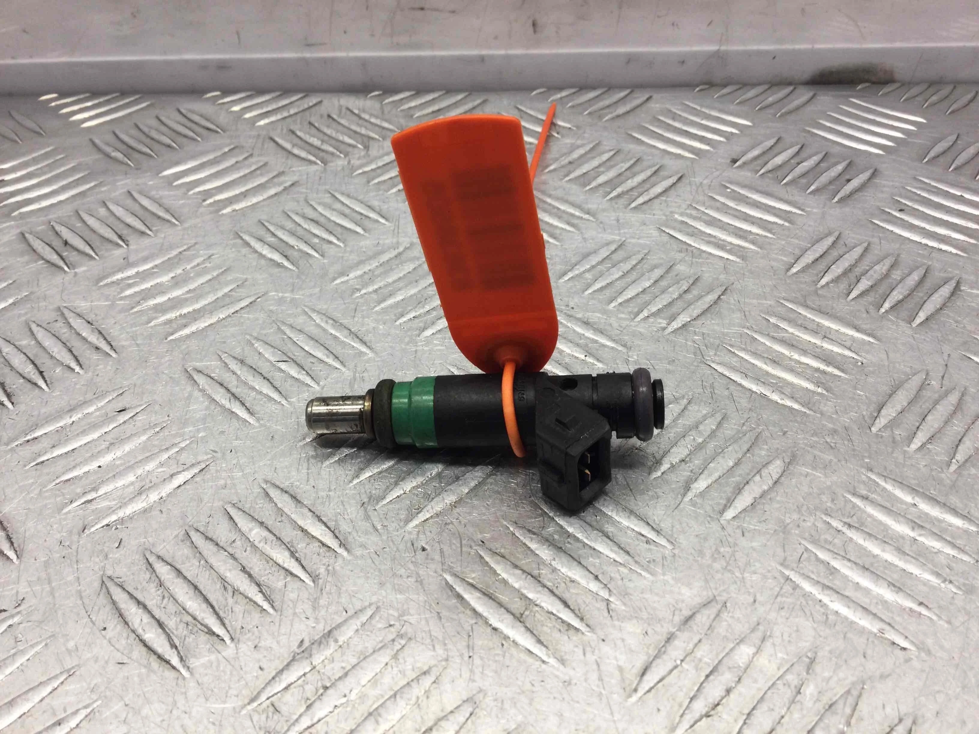 Форсунка Ford Focus 2 поколение (2005-2008) бензин 1.6 i Механика Седан