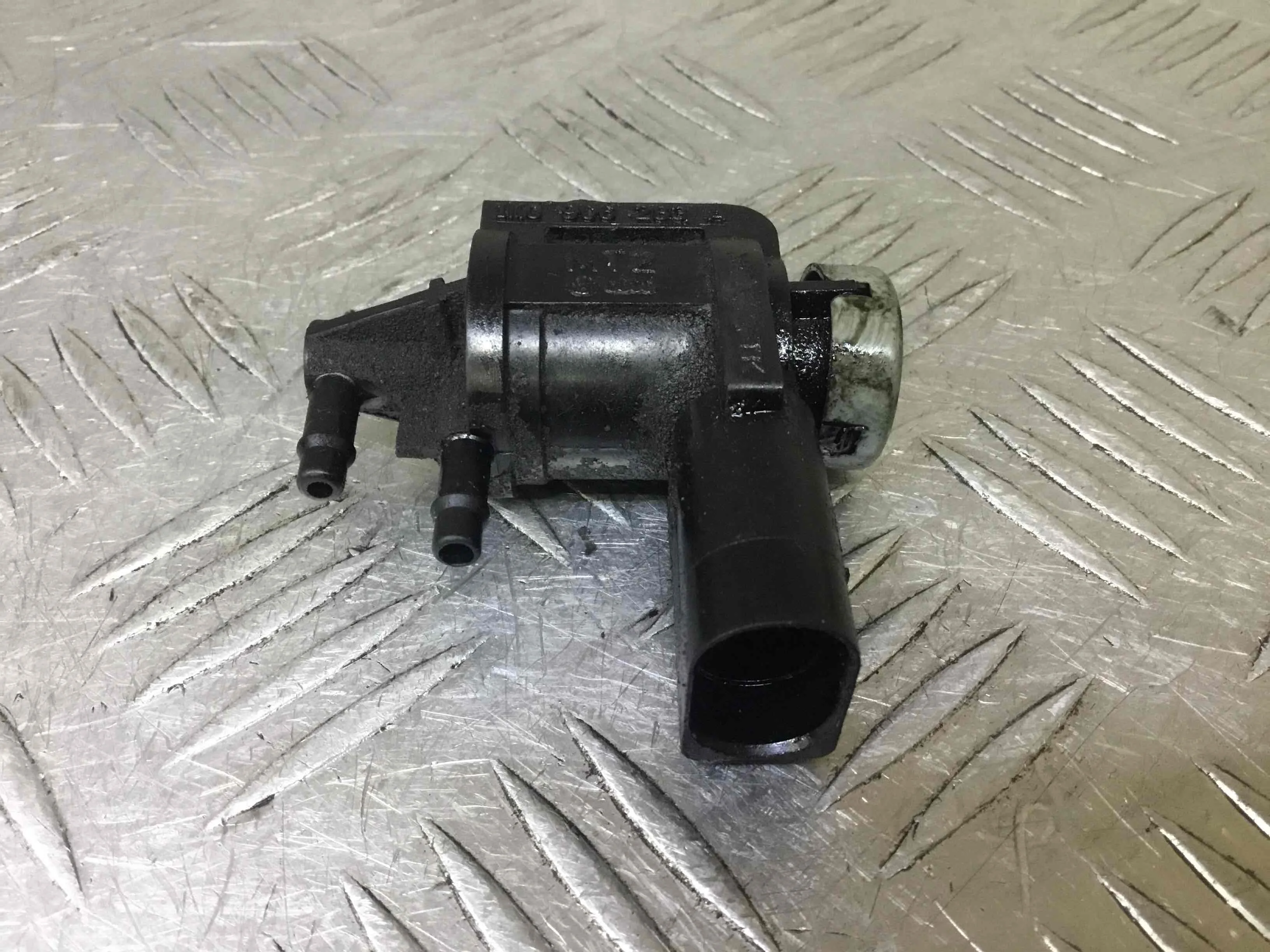 Преобразователь давления (соленоид наддува/EGR) Volkswagen Passat B6 (2005-2010) дизель 2.0 TDI DSG Седан