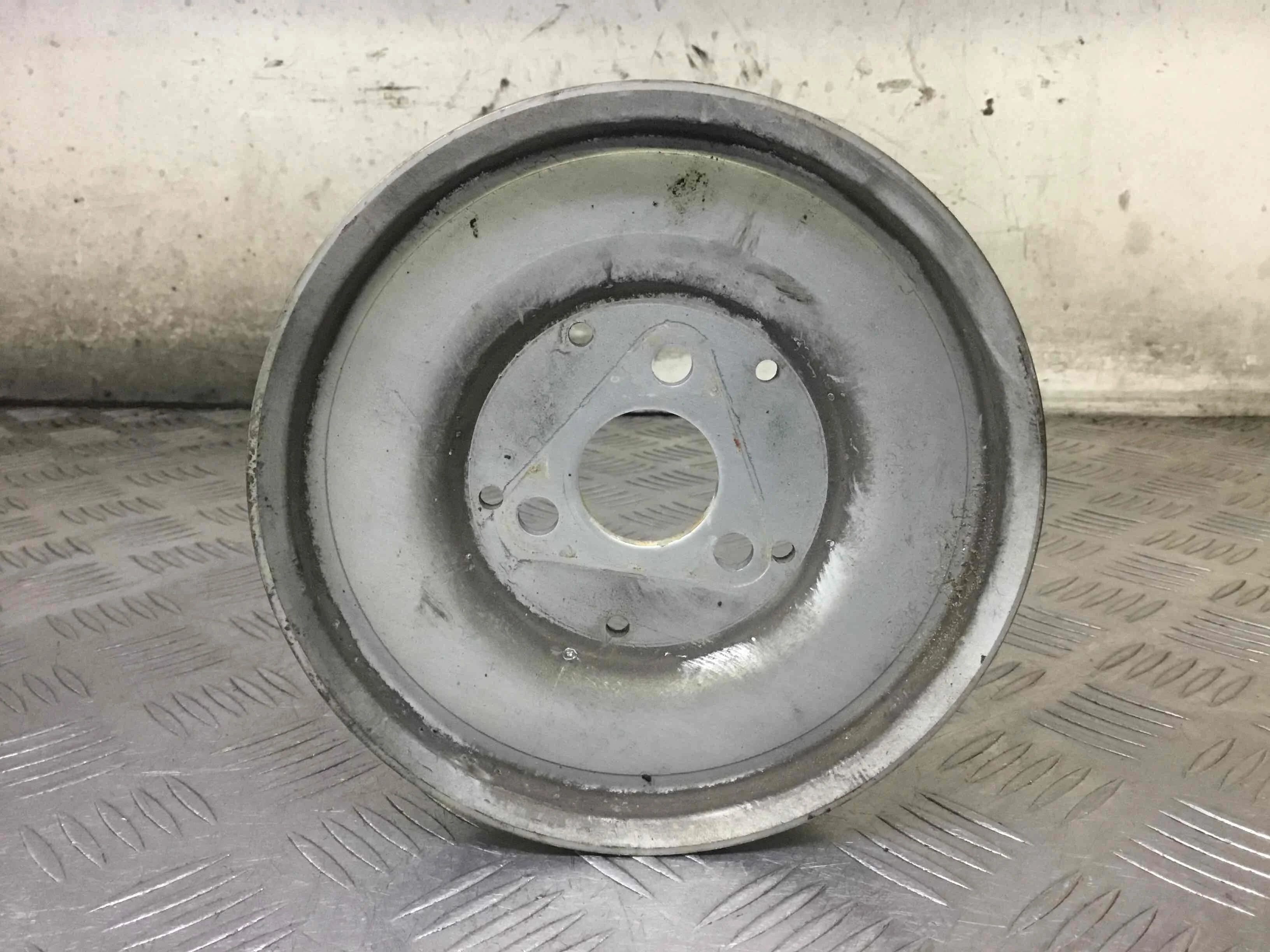 Шкив насоса гидроусилителя Audi A4 B6 (2000-2005) бензин 2.4 i Вариатор Седан