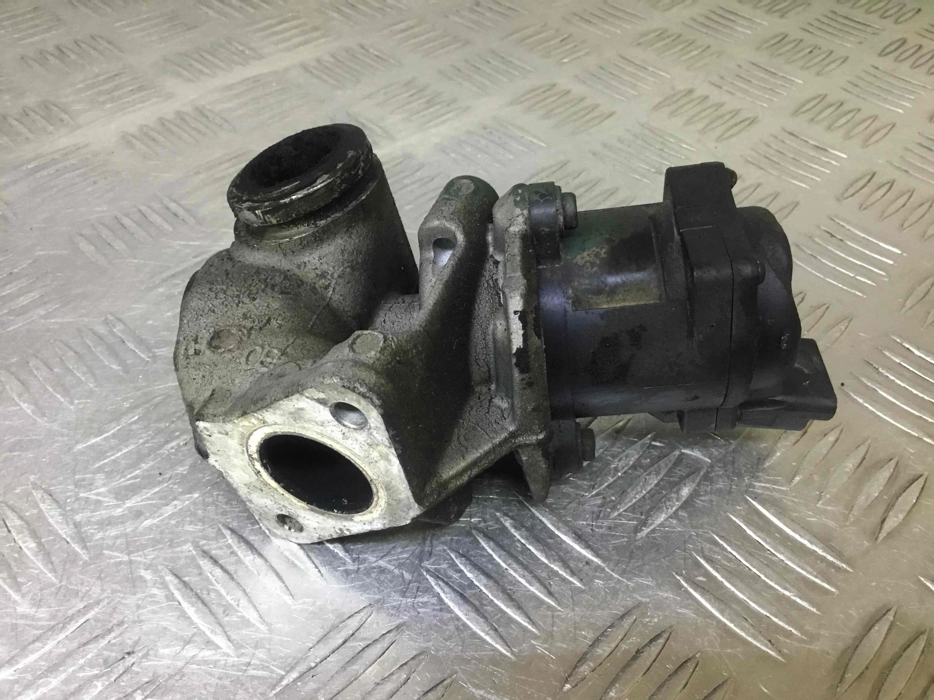 Клапан EGR Citroen Berlingo 1 поколение [рестайлинг] (2002-2008) дизель 1.6 HDi Механика Х/б