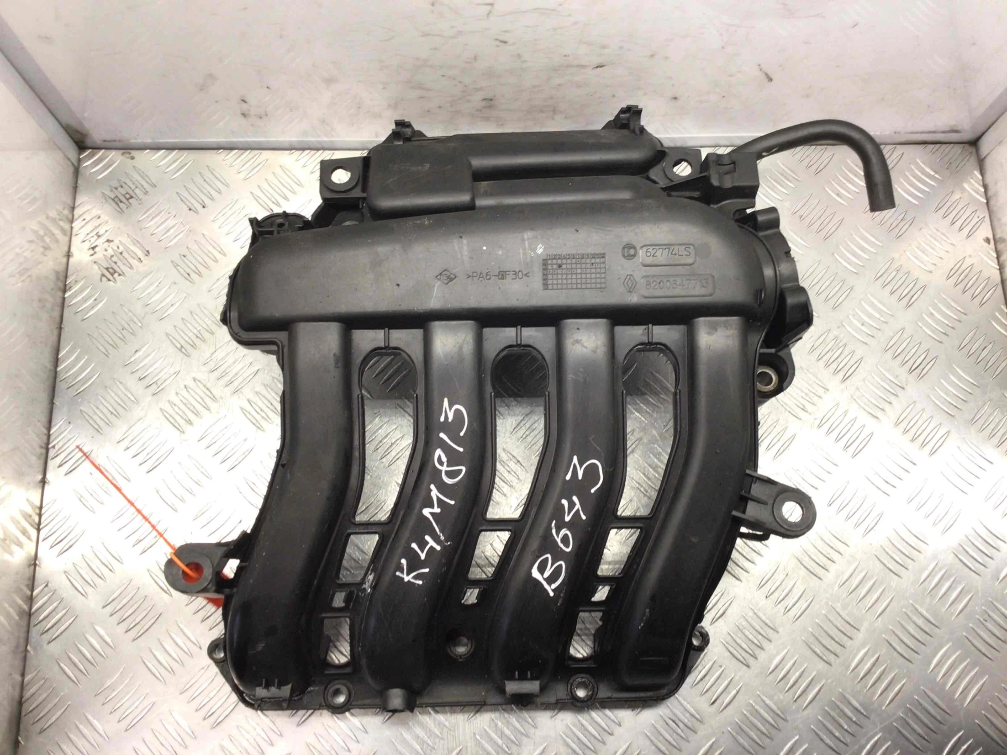 Коллектор впускной Renault Megane Megane II (KM,LM) 2003 - 2009 бензин 1.6 i Автомат Х/б