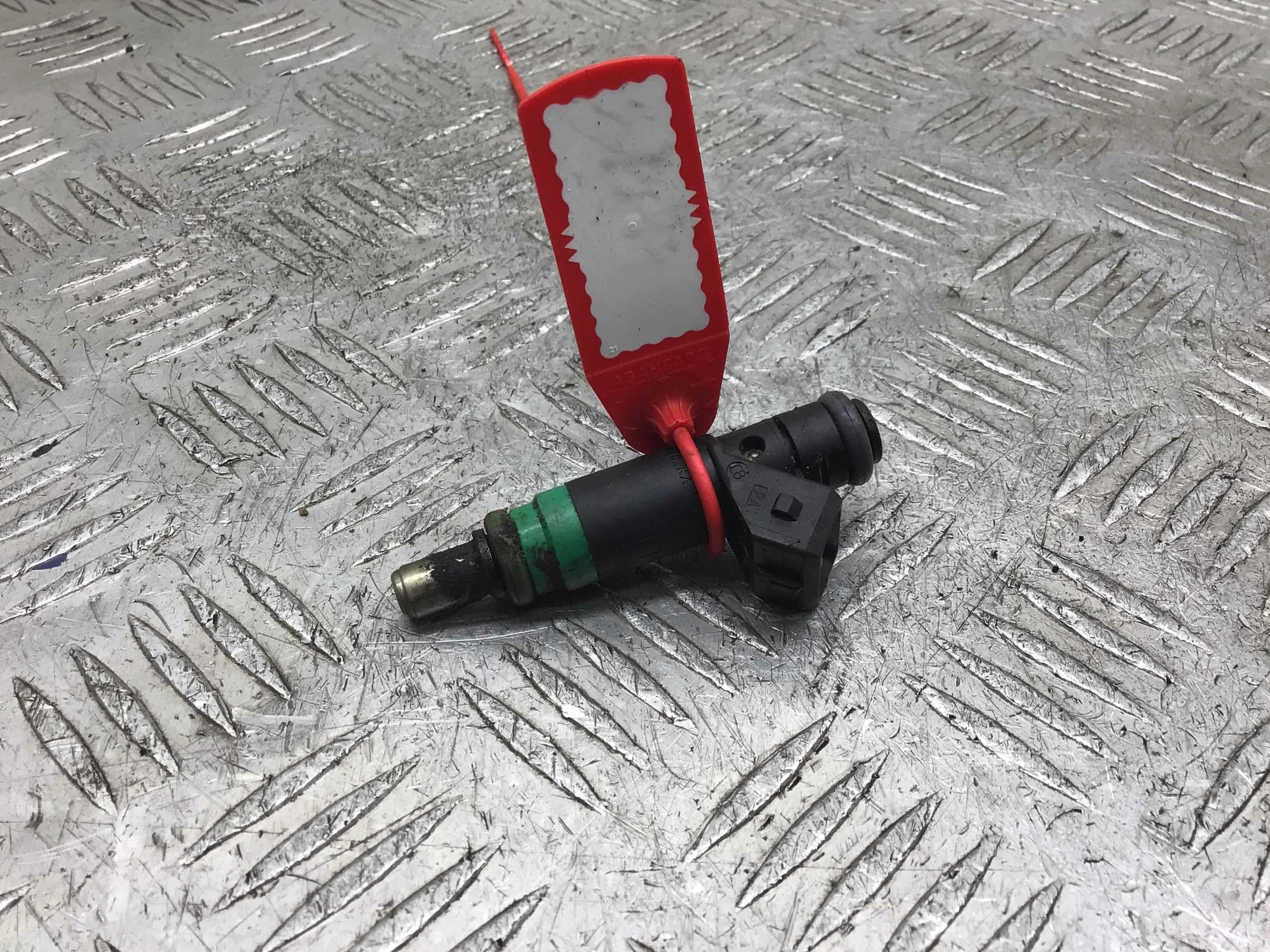 Форсунка Ford Focus 2 поколение (2005-2008) бензин 1.6 i Механика Х/б