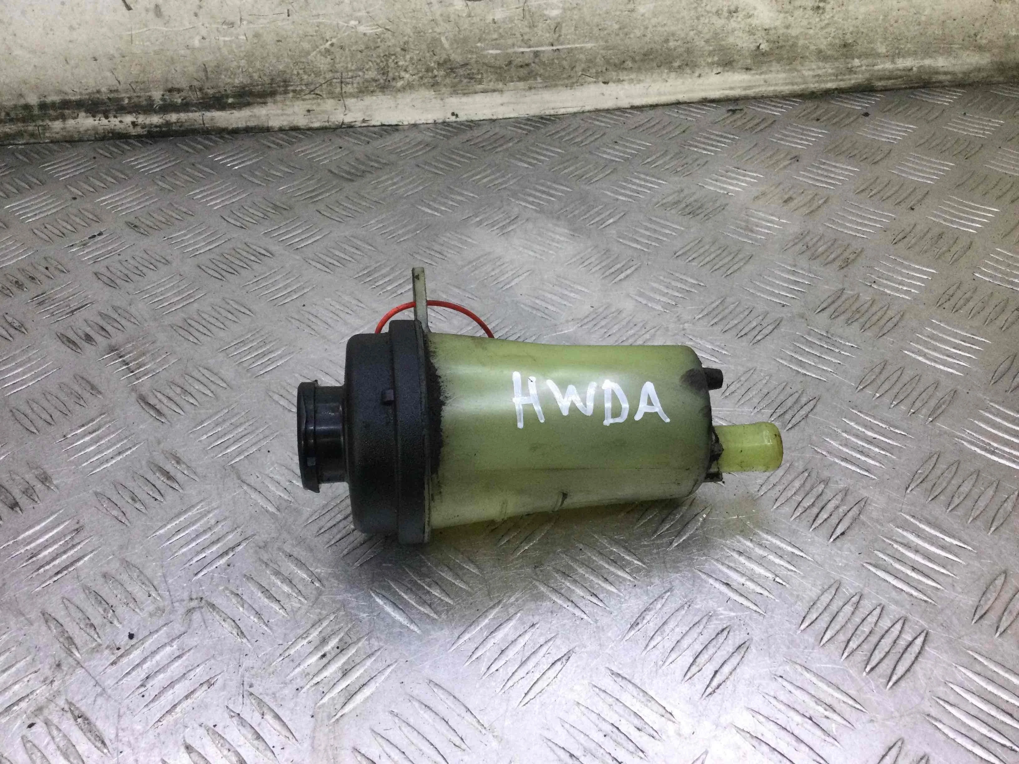 Бачок гидроусилителя Ford Focus 2 поколение (2005-2008) бензин 1.6 i Механика Седан