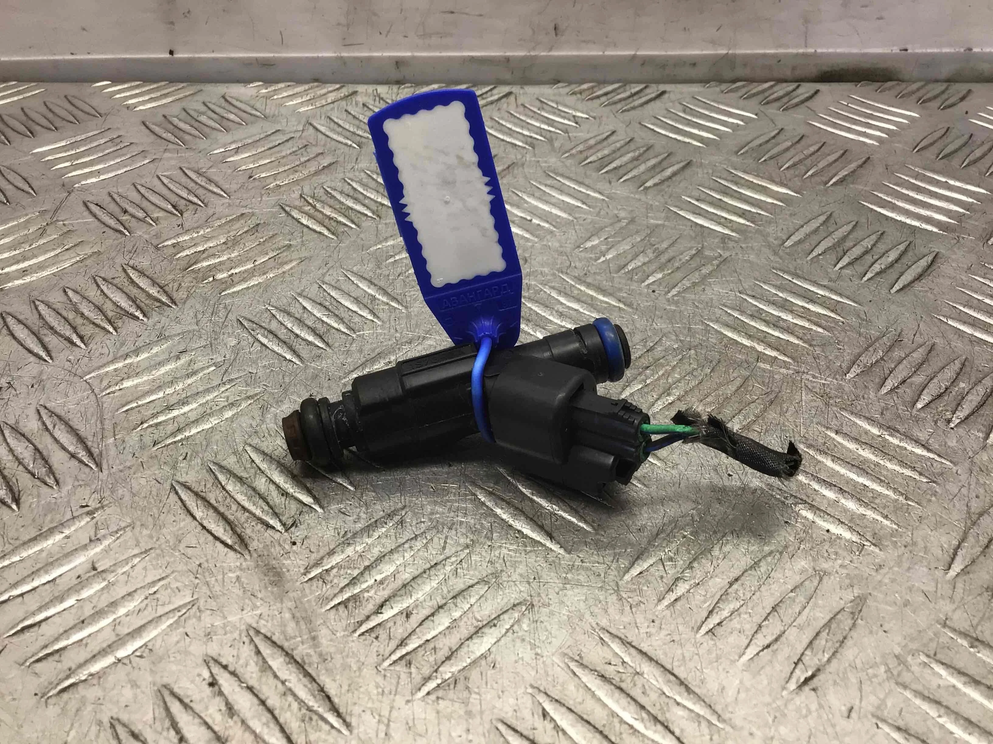 Форсунка Ford Focus 2 поколение (2005-2008) бензин 1.8 i Механика Седан