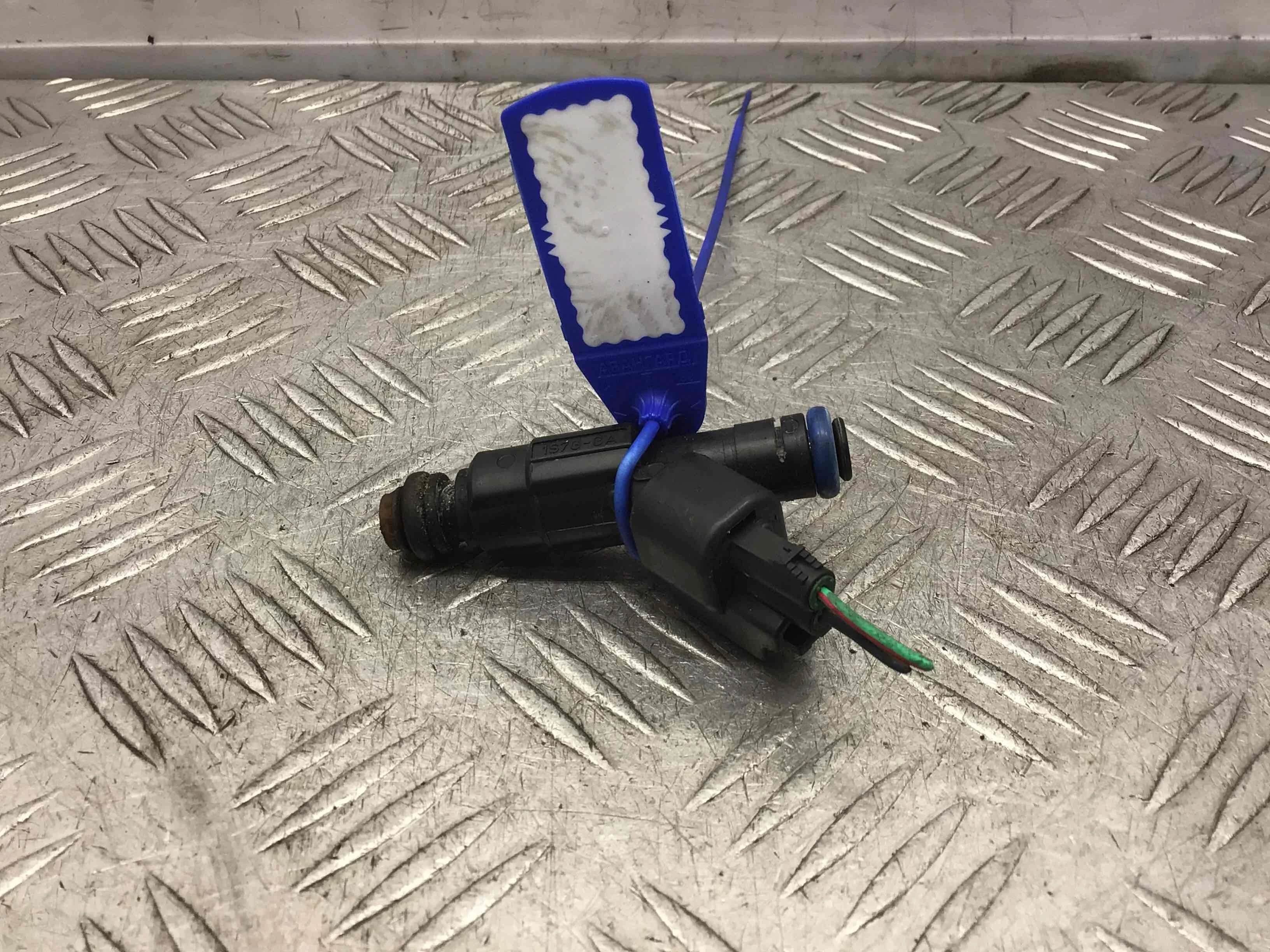 Форсунка Ford Focus 2 поколение (2005-2008) бензин 1.8 i Механика Седан