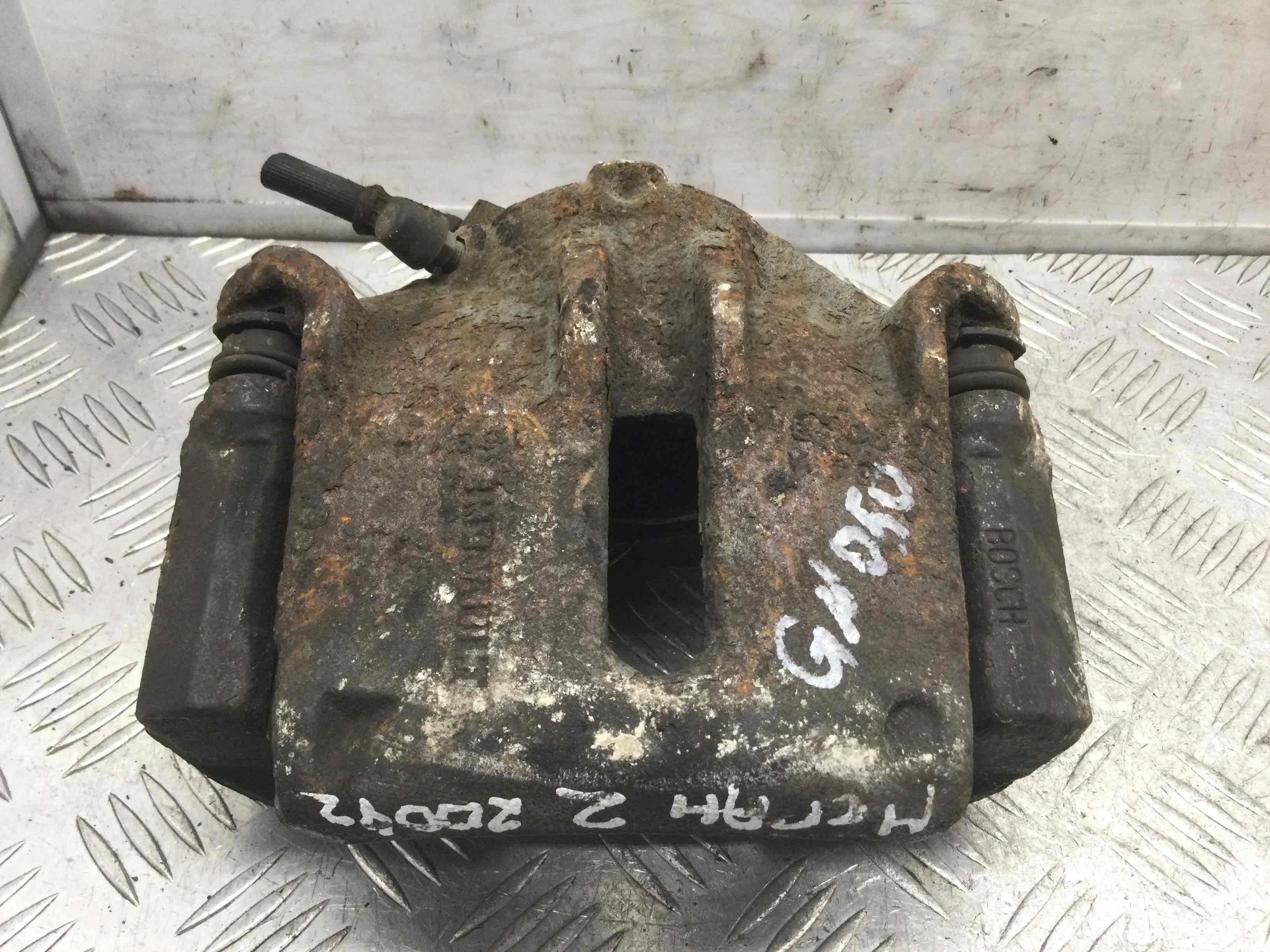 Суппорт передний правый Renault Megane 2 поколение (2002-2006) дизель 1.5 CDI Механика Х/б