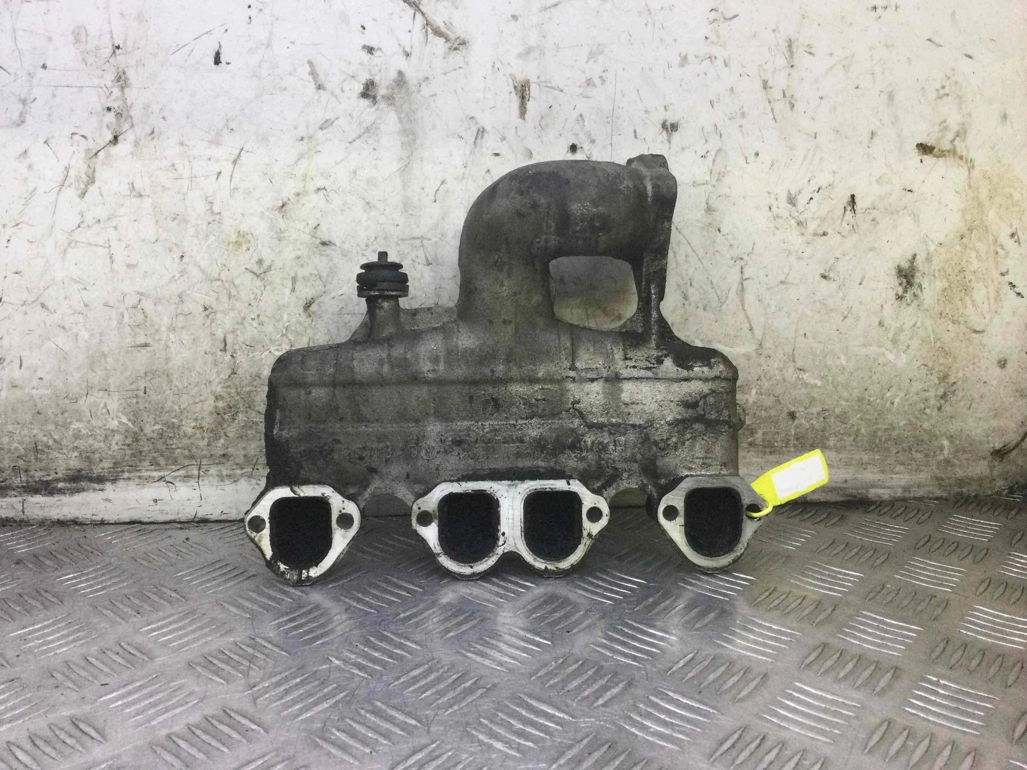 Коллектор впускной Volkswagen Passat B5+ [рестайлинг] (2000-2005) дизель 1.9 TDI Механика Седан