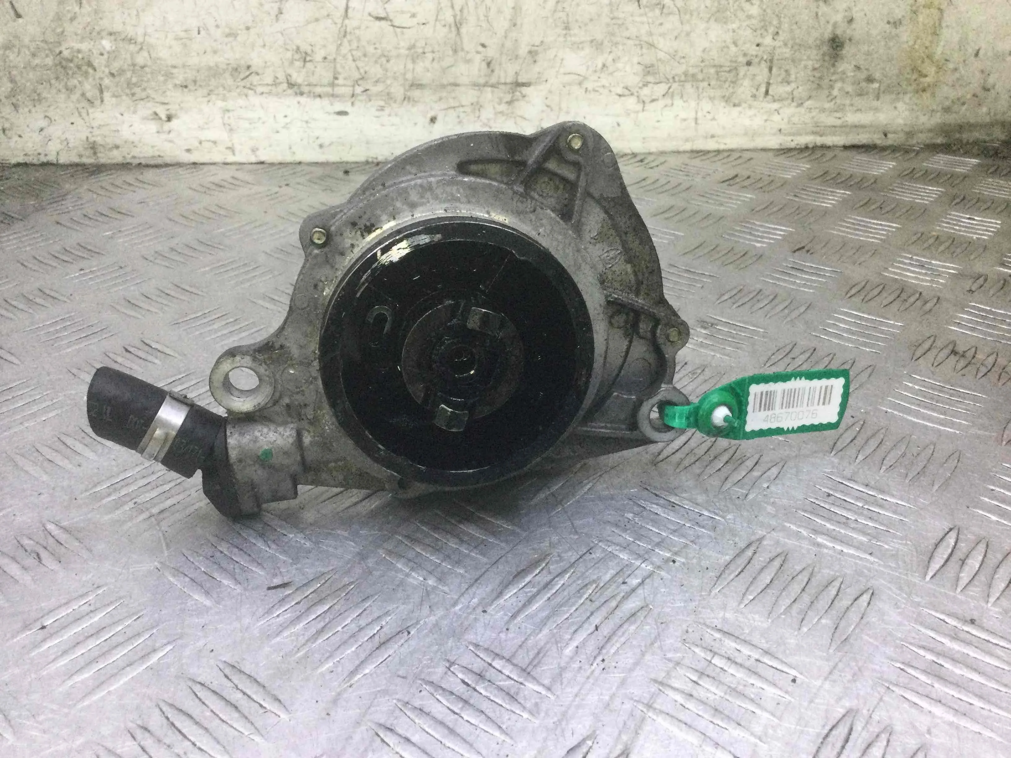 Насос вакуумный Land Rover Range Rover 3 поколение (2002-2005) дизель 3.0 d Автомат Джип