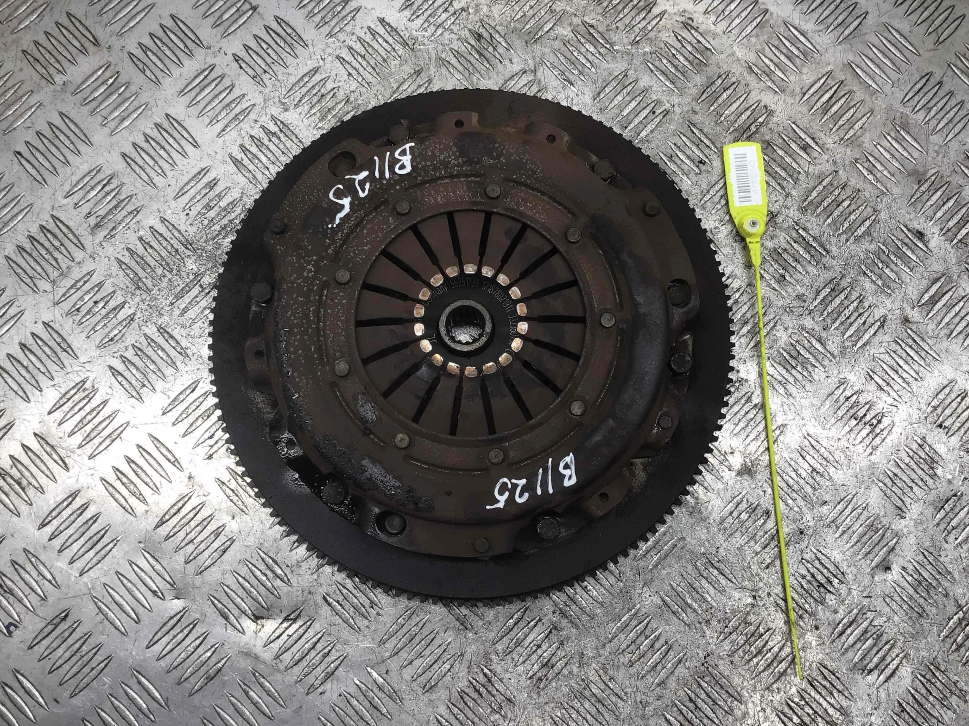 Маховик Opel Meriva 1 поколение 2002 - 2006 бензин 1.4 i Механика Х/б