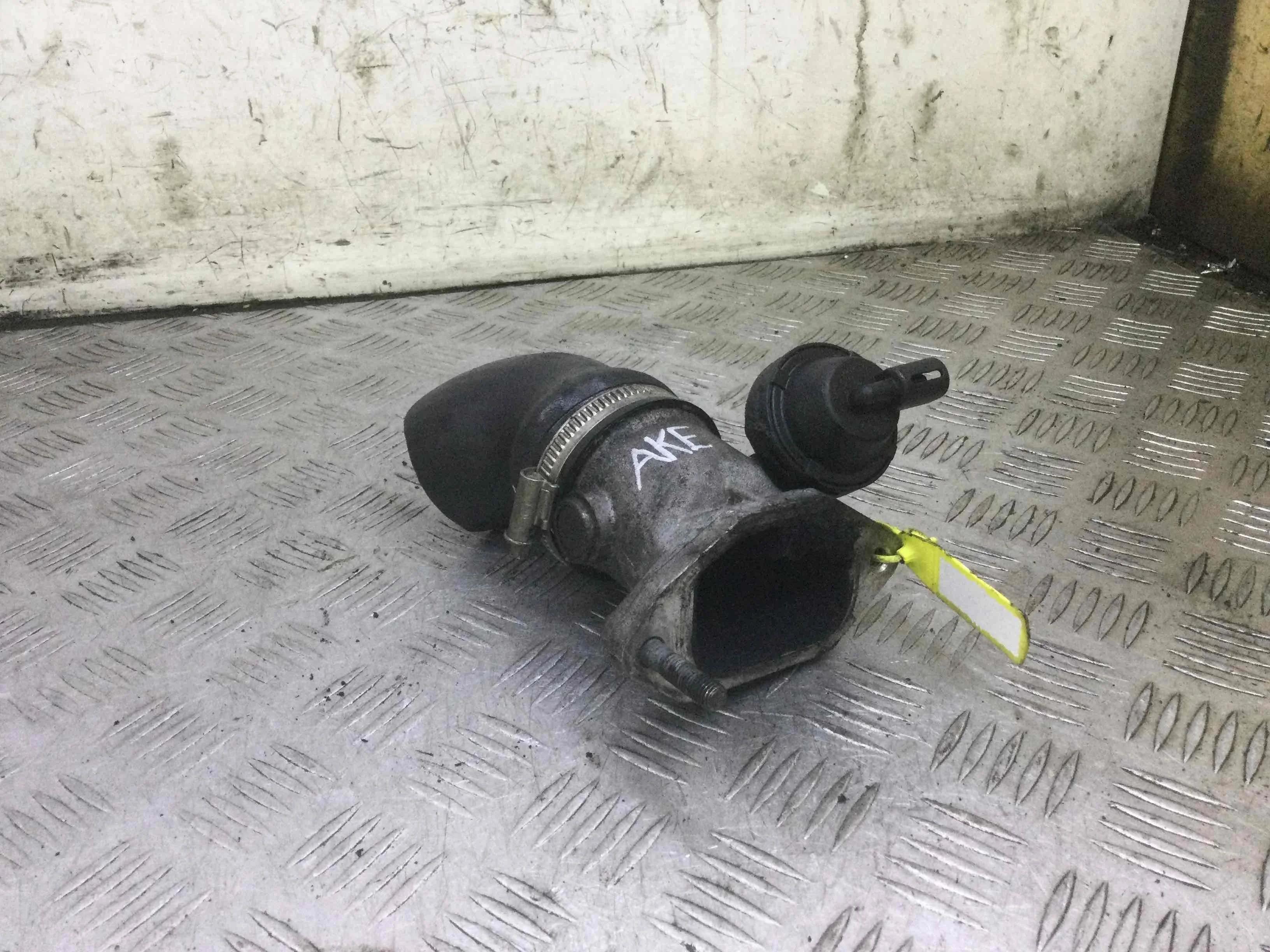 Заслонка дроссельная Audi A4 B6 (2000-2005) дизель 2.5 TDI Механика Седан