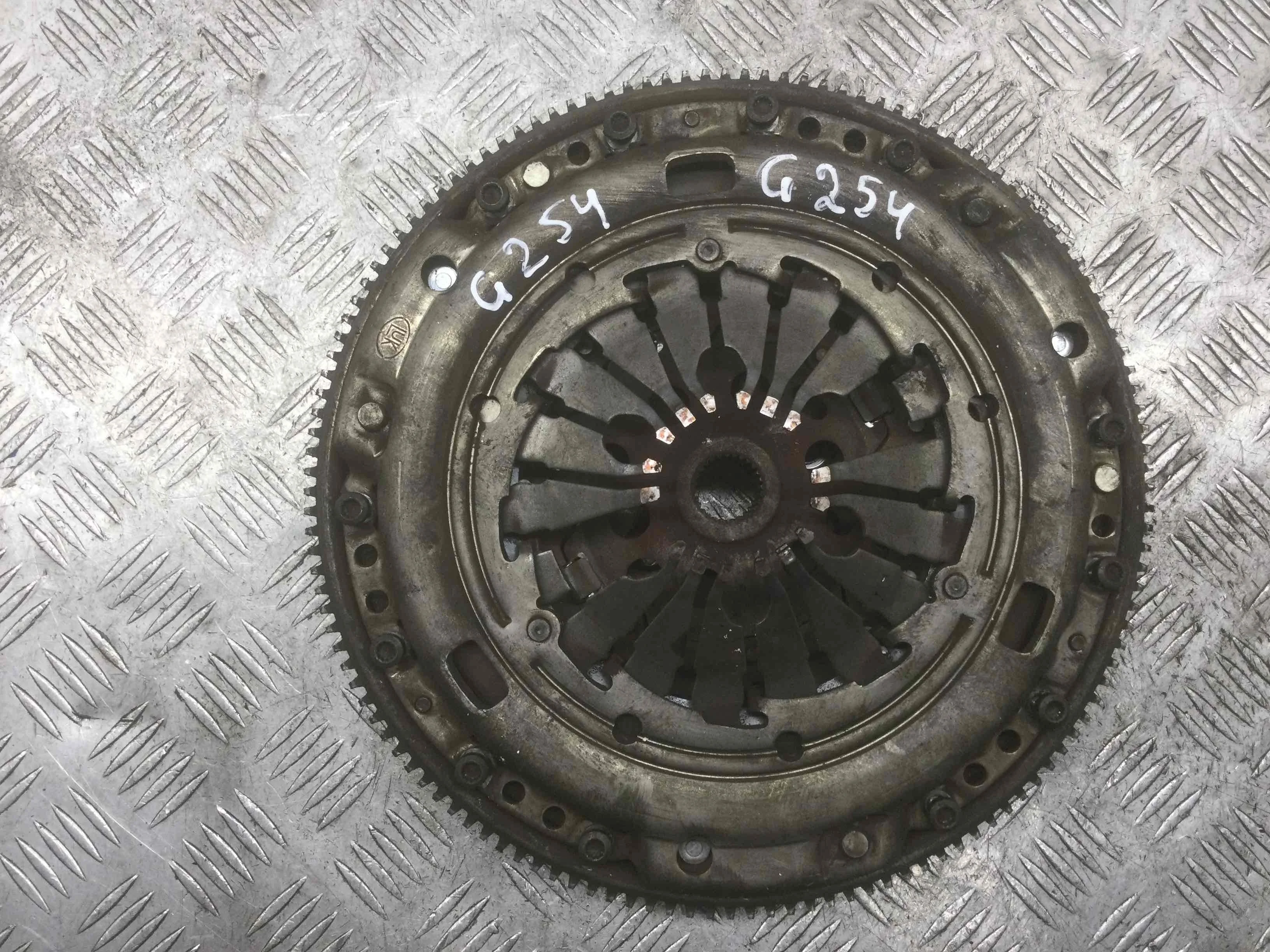 Маховик Audi A3 8L [рестайлинг] (2000-2003) бензин 1.8 i Механика Х/б