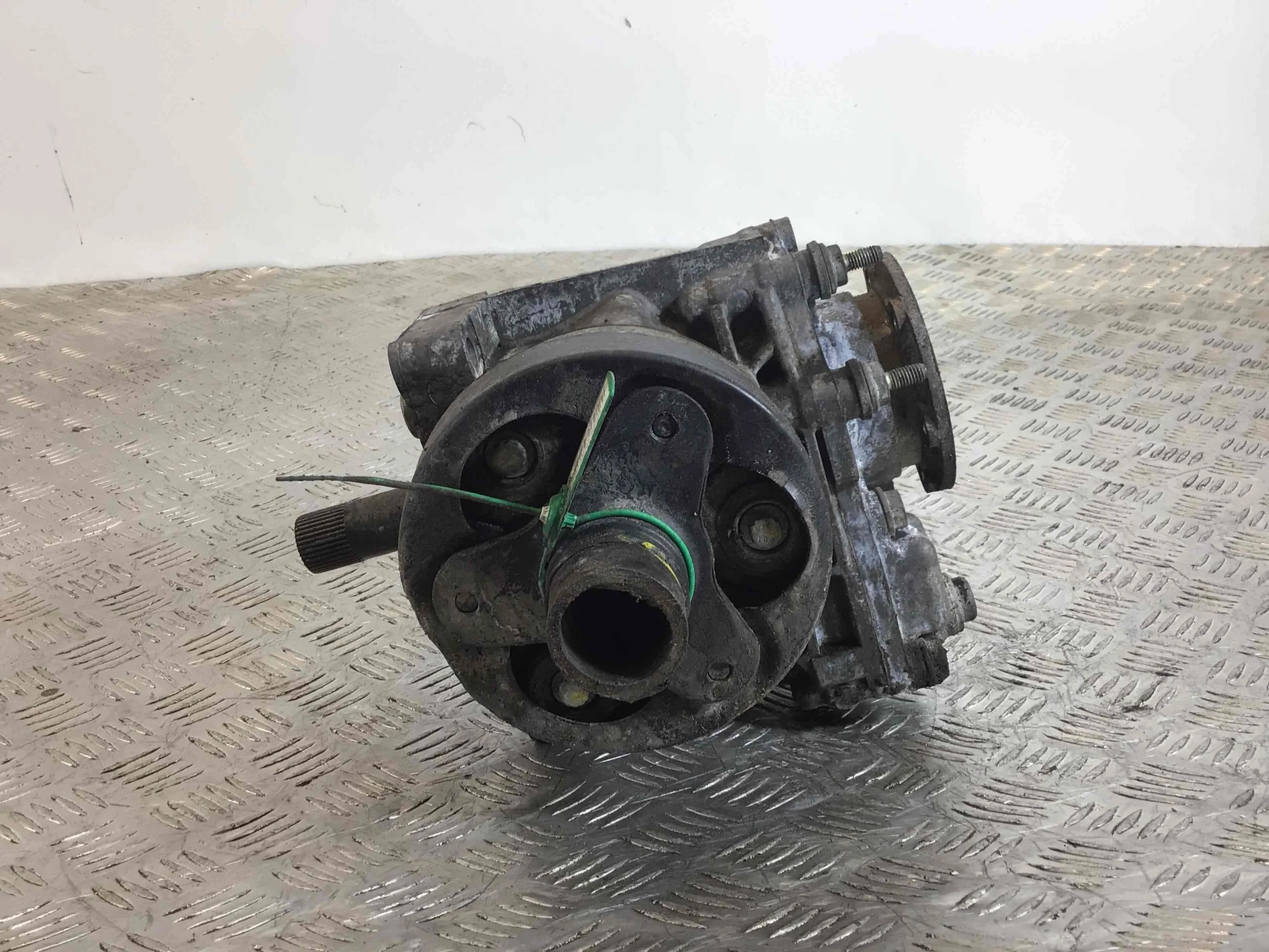 Раздаточная коробка Audi TT TT (8N3) 1998 - 2006 бензин 1.8 T Механика Купе