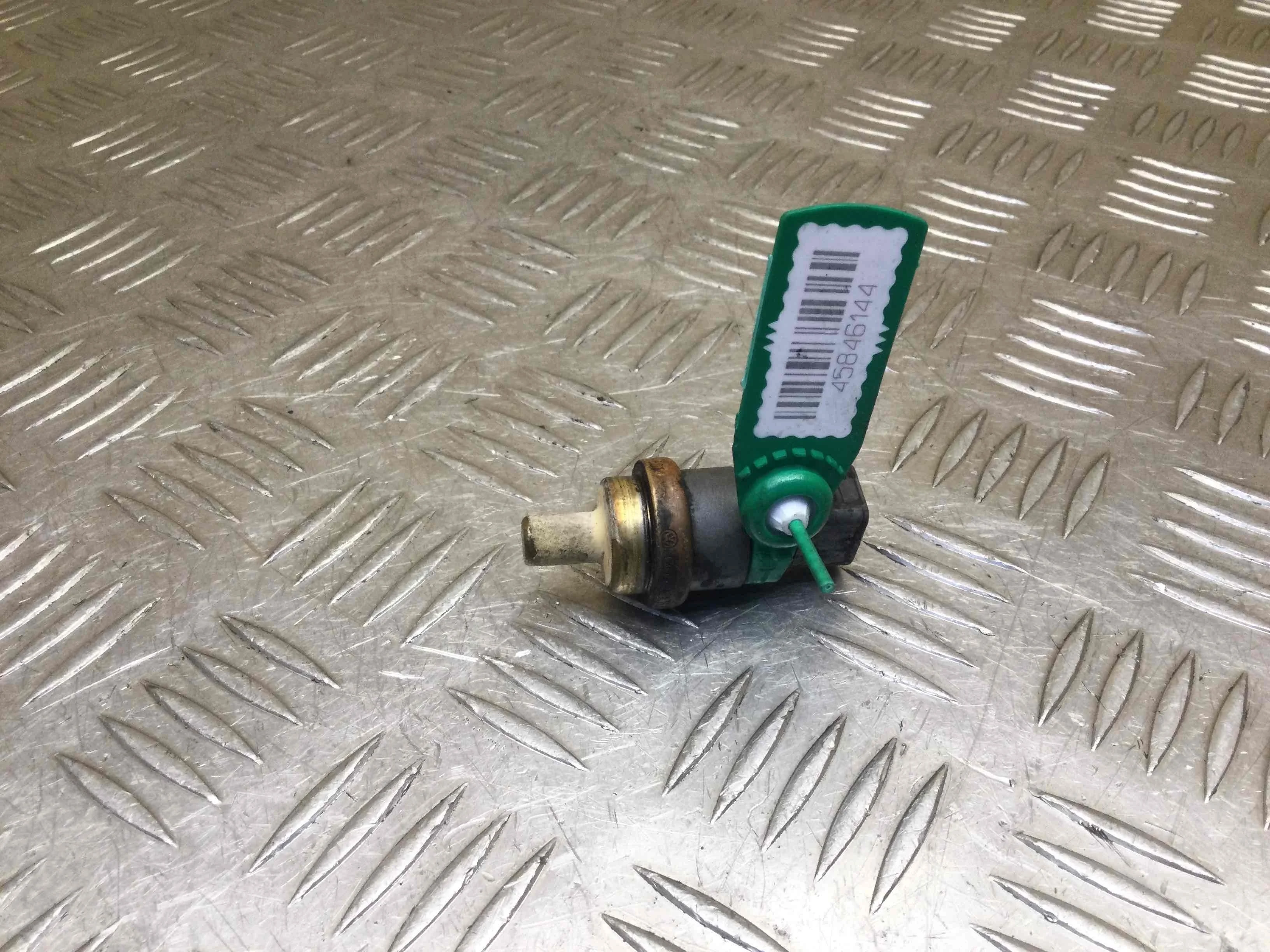 Датчик температуры Volkswagen Passat B6 (2005-2010) дизель 2.0 TDI Механика Седан