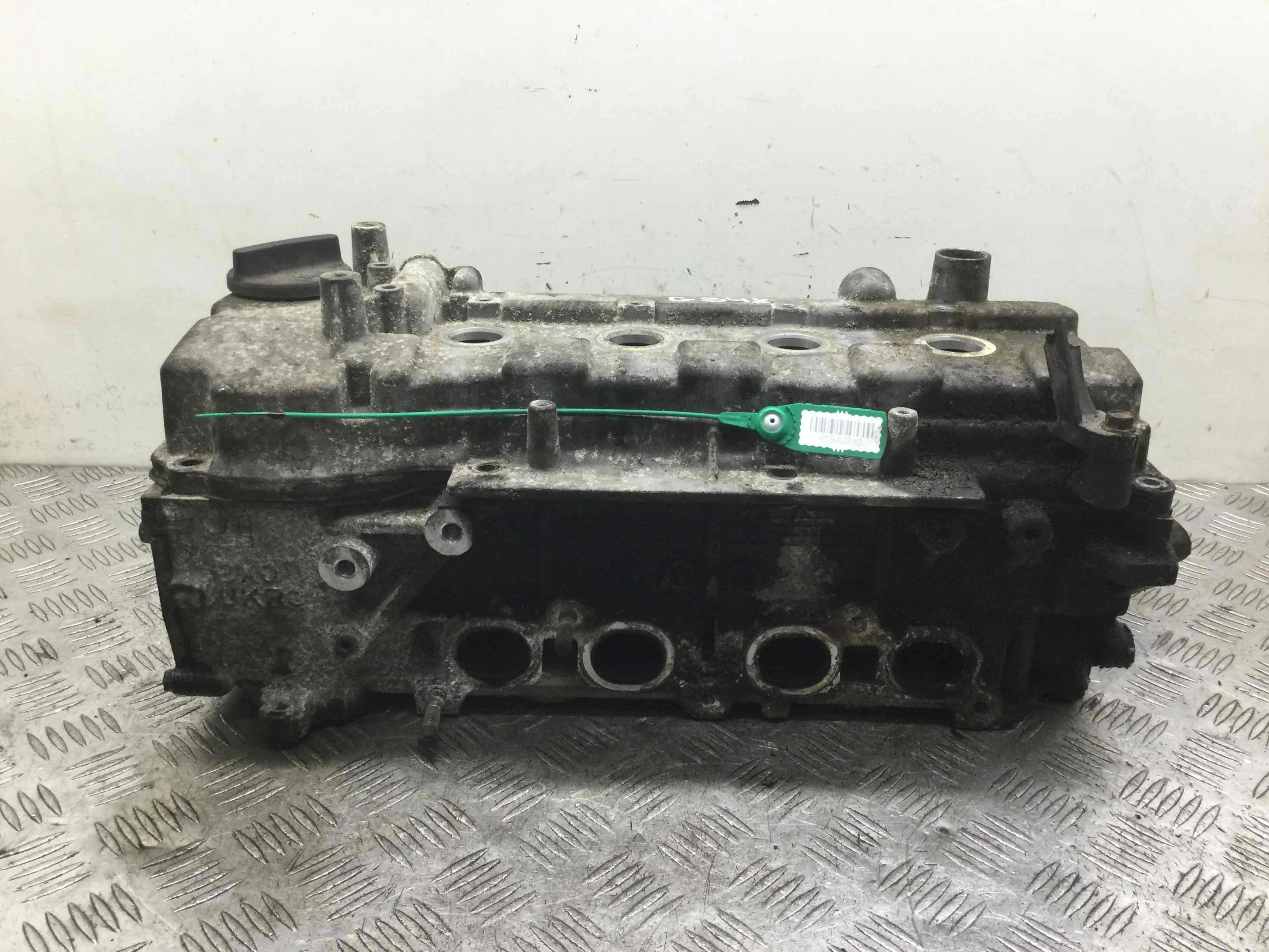 Головка блока цилиндров Nissan Micra K12 (2002-2010) бензин 1.2  Механика Х/б