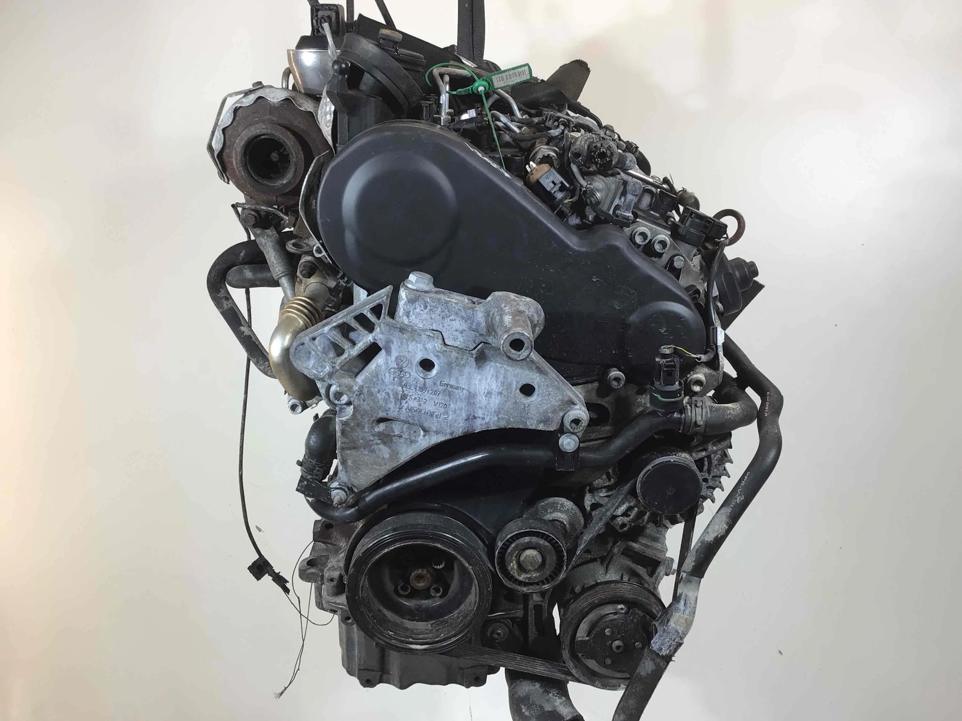 Двигатель Volkswagen Passat B6 (2005-2010) дизель 2.0  Механика Седан