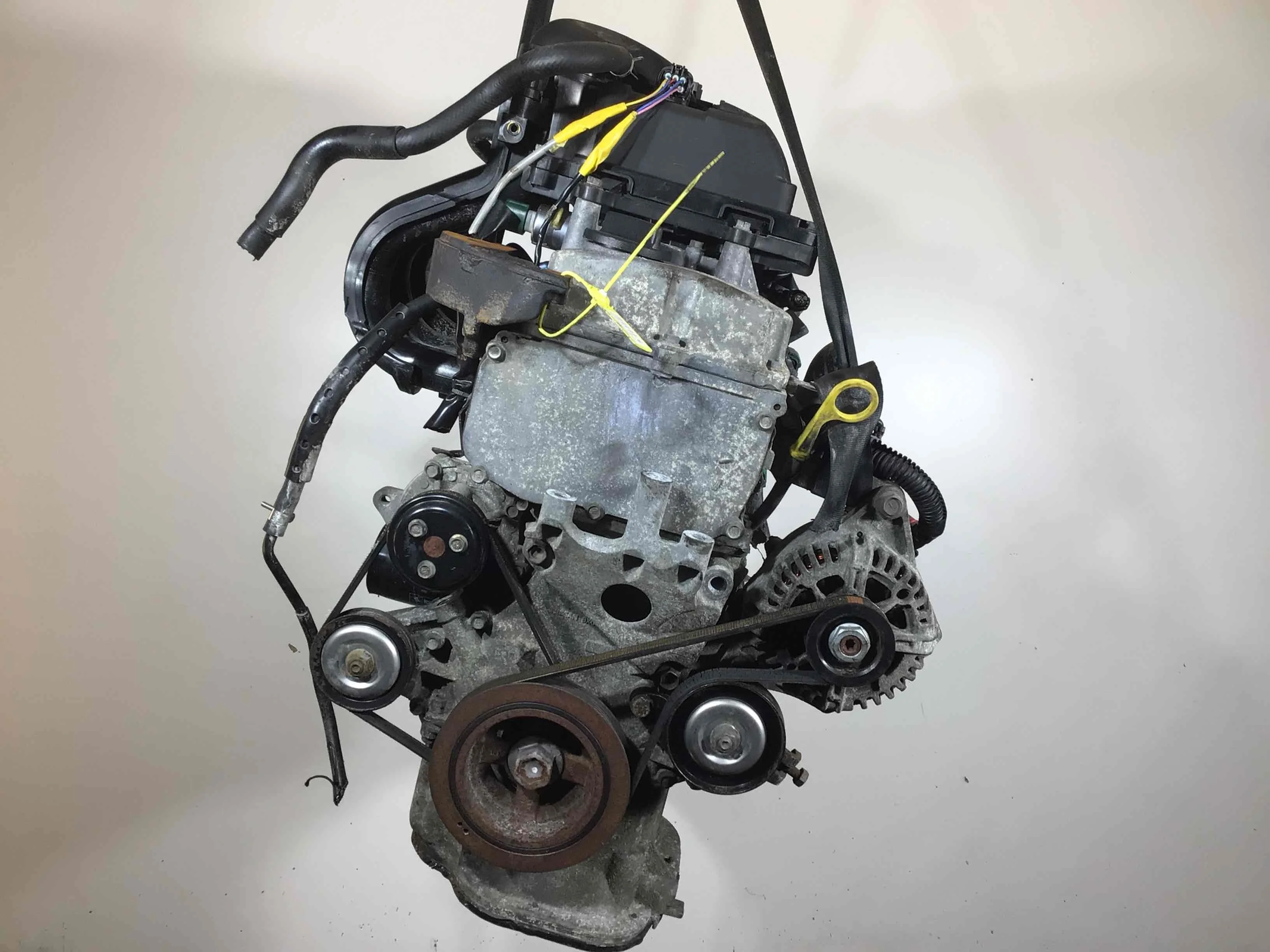 Двигатель Nissan Micra K12 (2002-2010) бензин 1.2  Механика Х/б