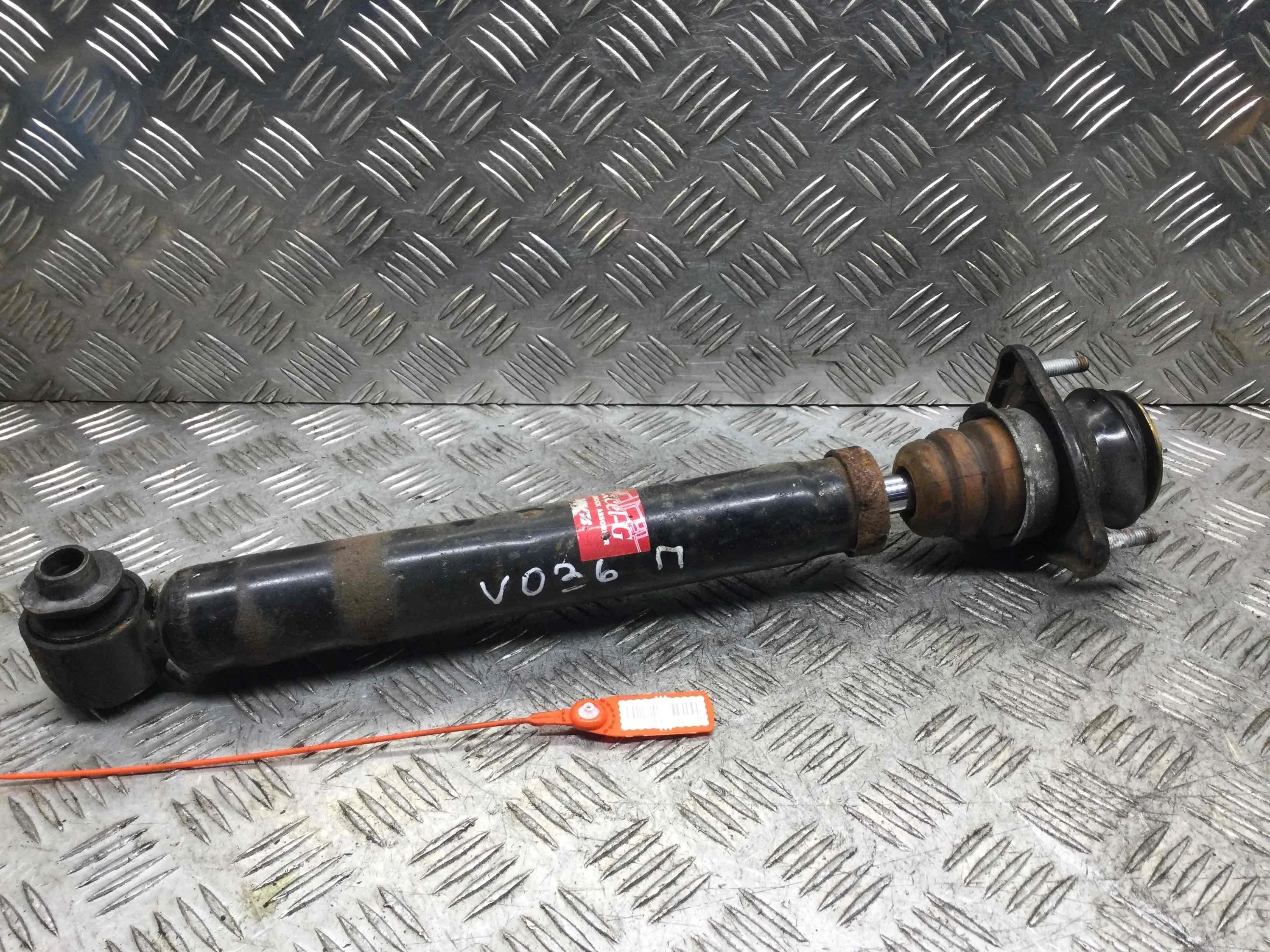 Амортизатор задний правый BMW 5-Series 5-Series E39 1995 - 2004 бензин 2.0  Механика Универсал