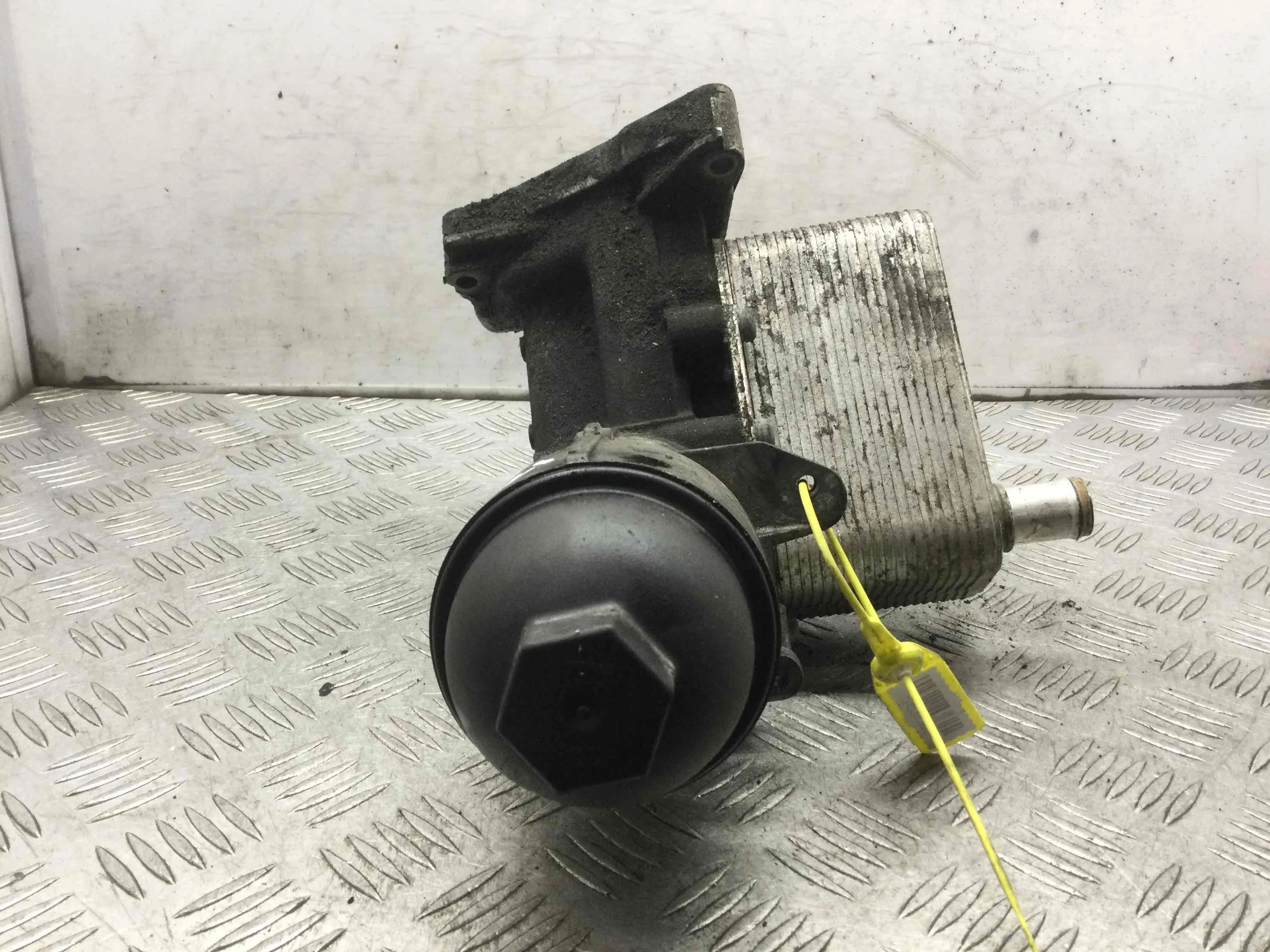 Корпус масляного фильтра BMW 5-Series 5-Series E60 2003 - 2009 дизель 3.0  Автомат Седан