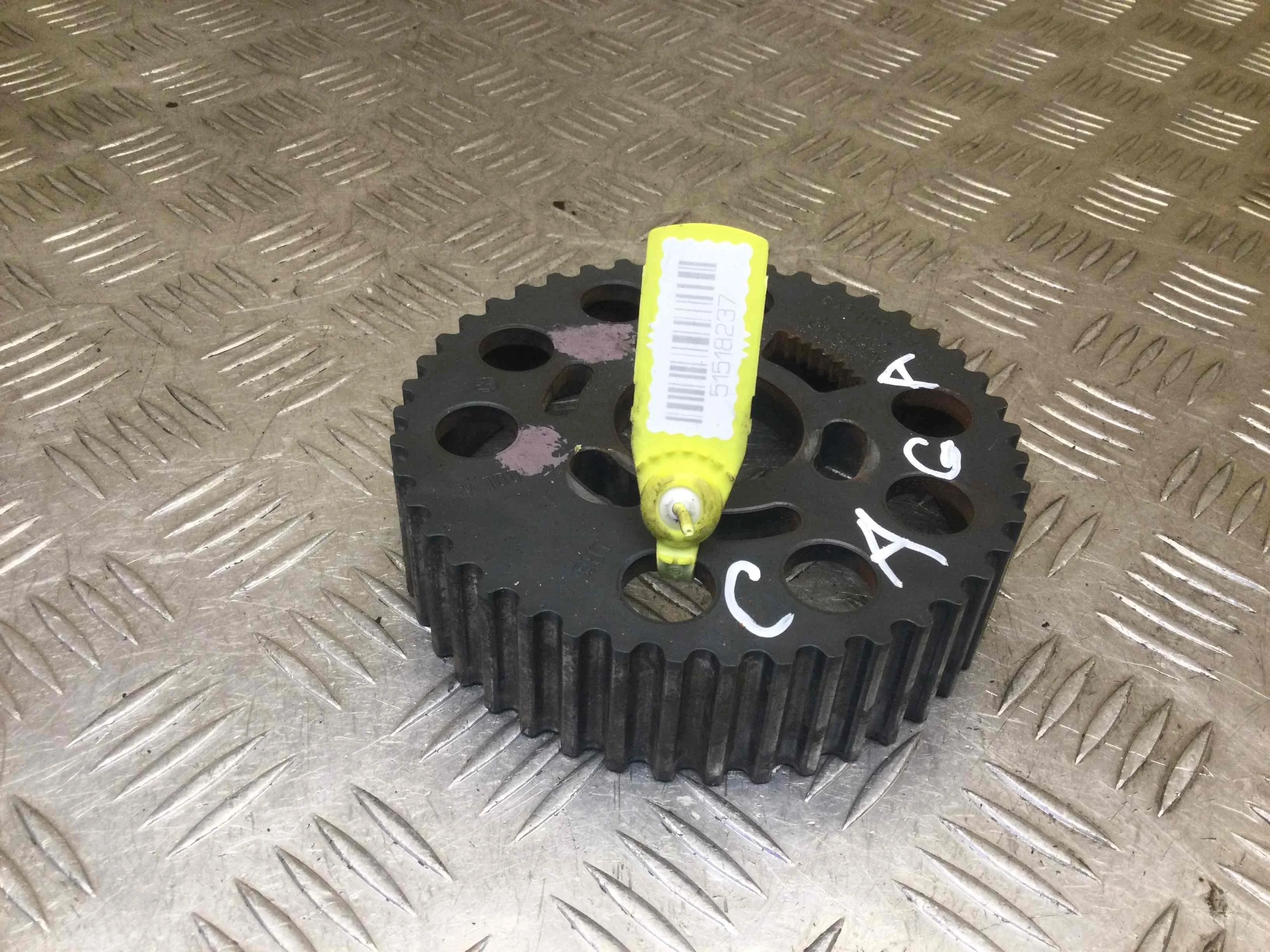 Шестерня распредвала Audi A4 B8/8K (2007-2011) дизель 2.0 TDI Автомат Седан