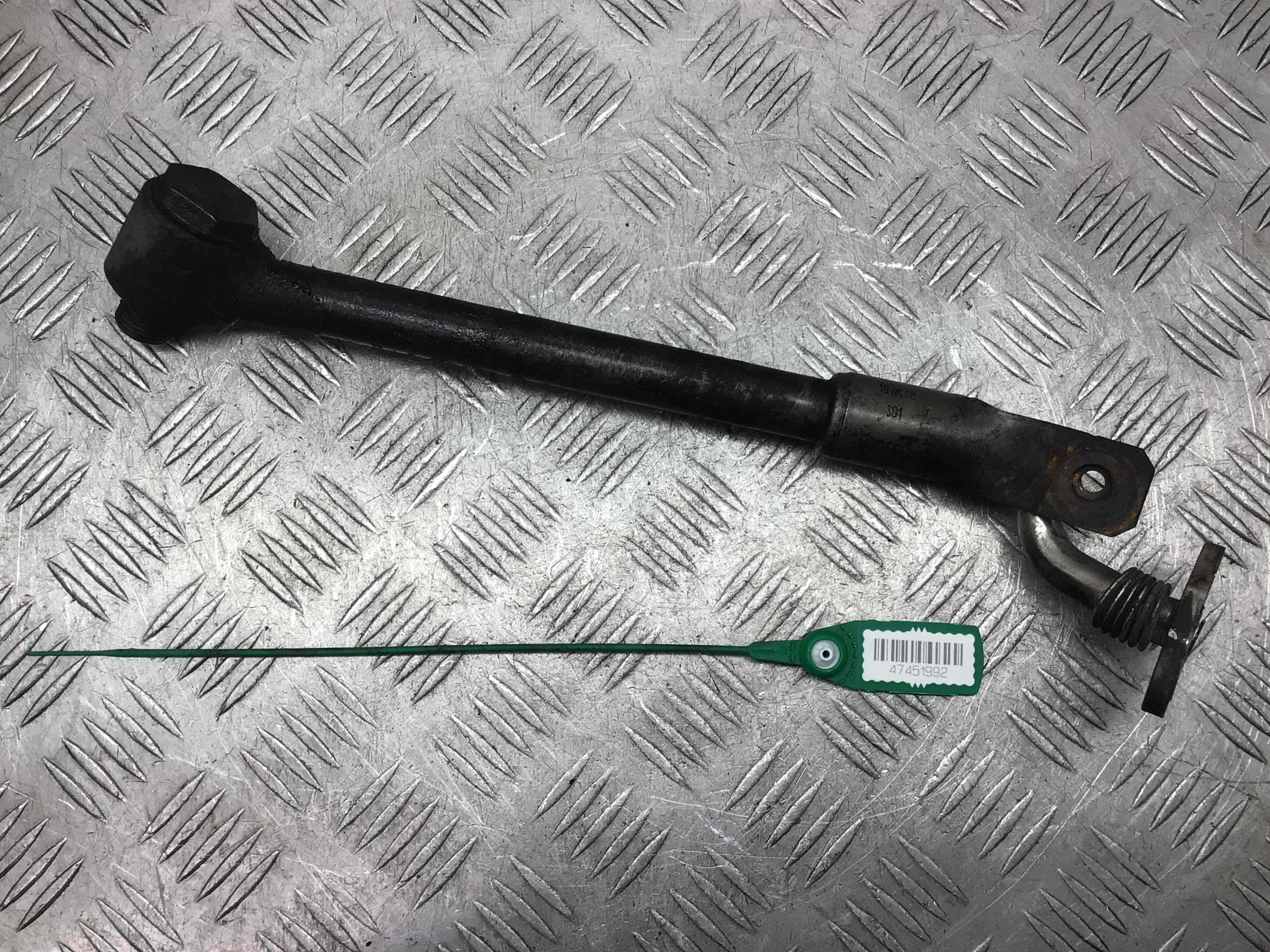 Масляная трубка турбины Volkswagen Passat B6 (2005-2010) дизель 2.0 TDI DSG Седан