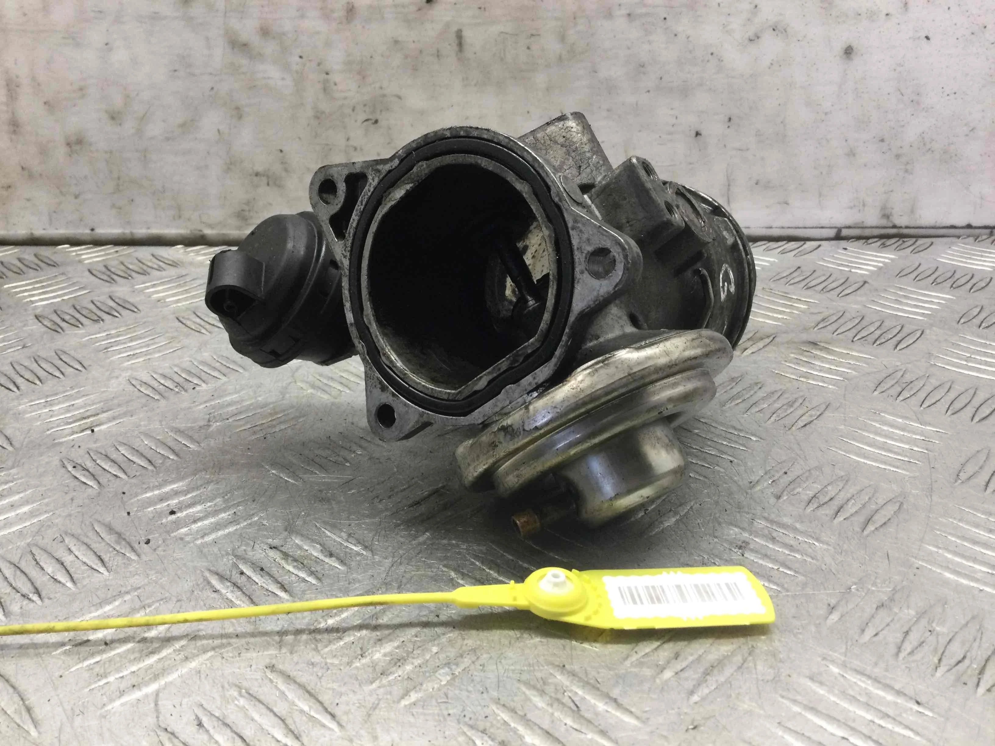 Клапан EGR Audi A3 8L (1996-2000) дизель 1.9  Механика Х/б