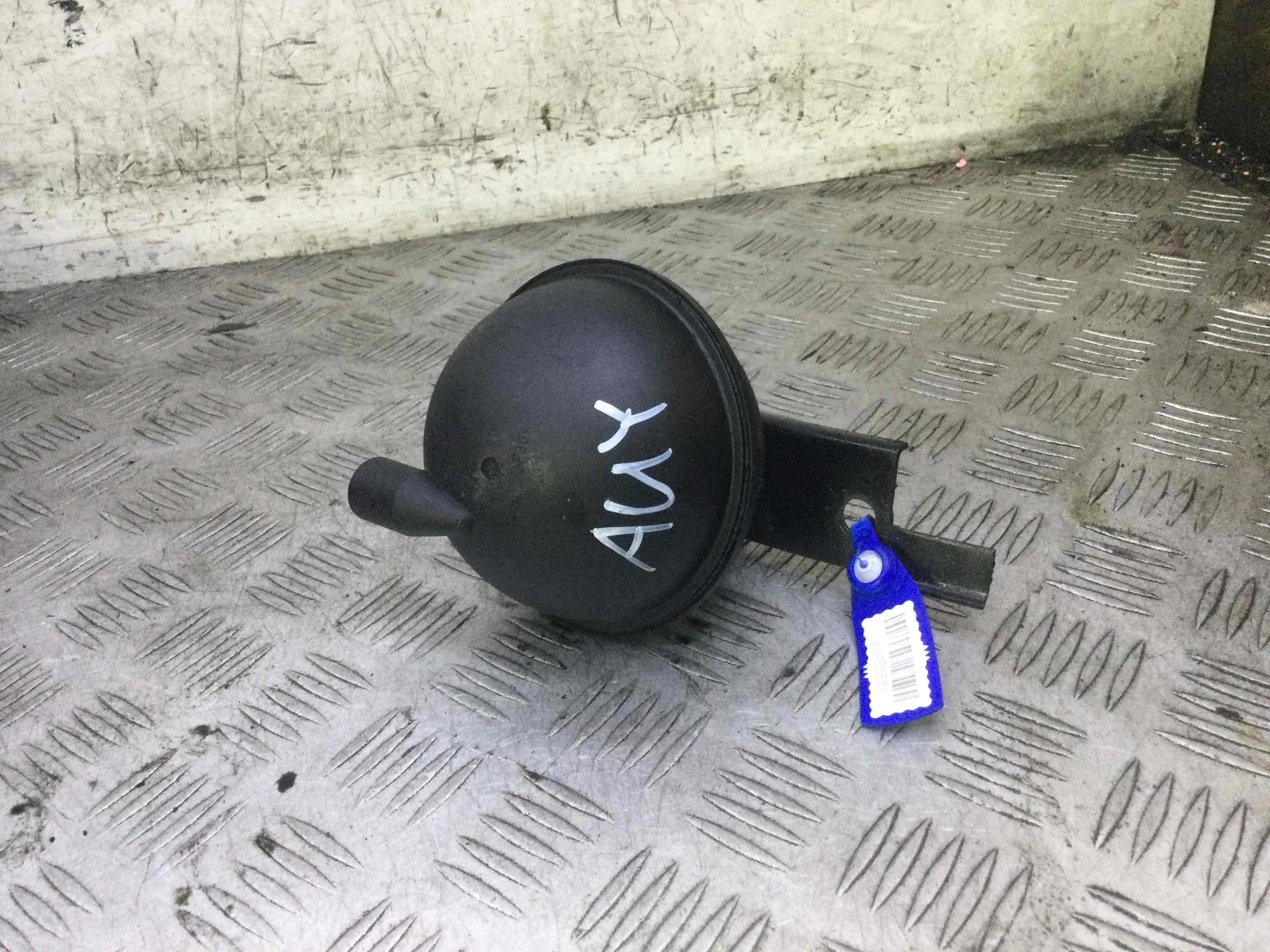 Вакуумный ресивер Ford Galaxy 1 поколение [рестайлинг] (2001-2006) дизель 1.9  Автомат Минивэн