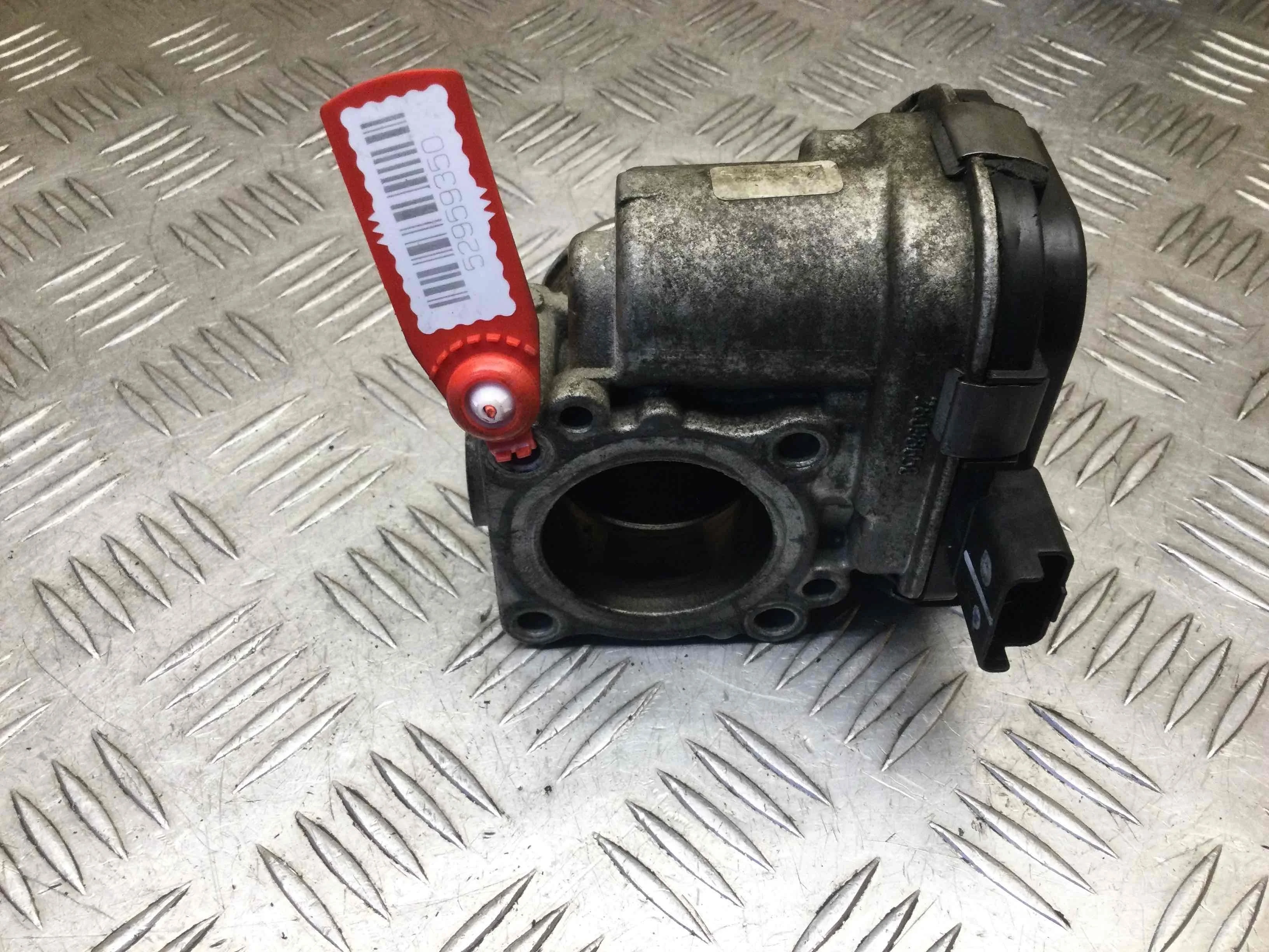 Заслонка дроссельная Peugeot 207 1 поколение (2006-2009) дизель 1.6 HDI Механика Х/б