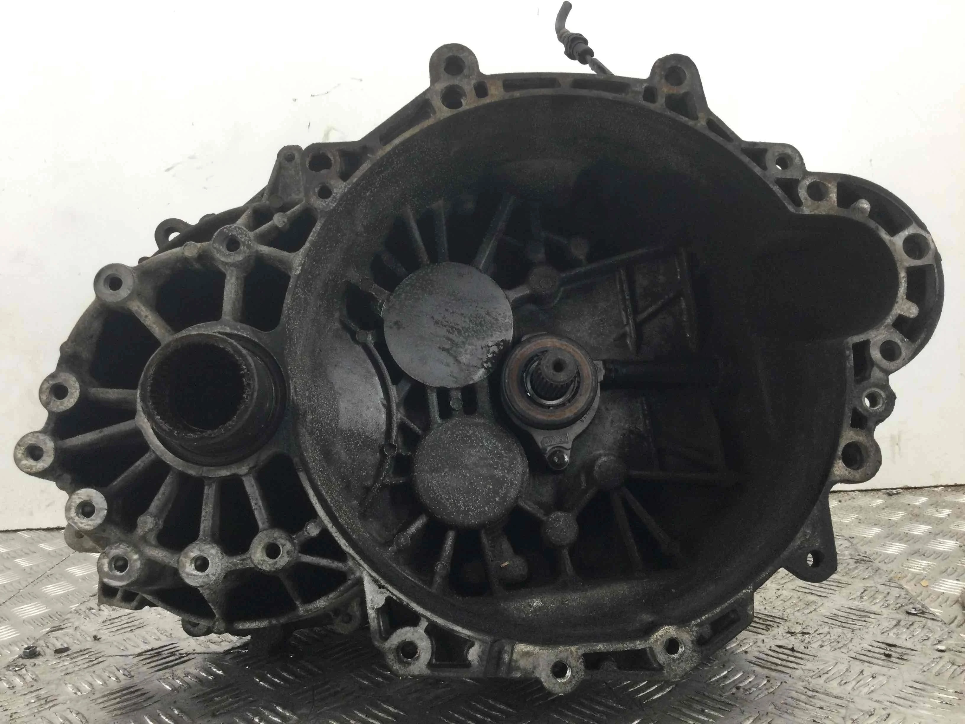 КПП механическая (МКПП) Land Rover Freelander 2 поколение (2006-2010) дизель 2.2 CRD Механика Джип