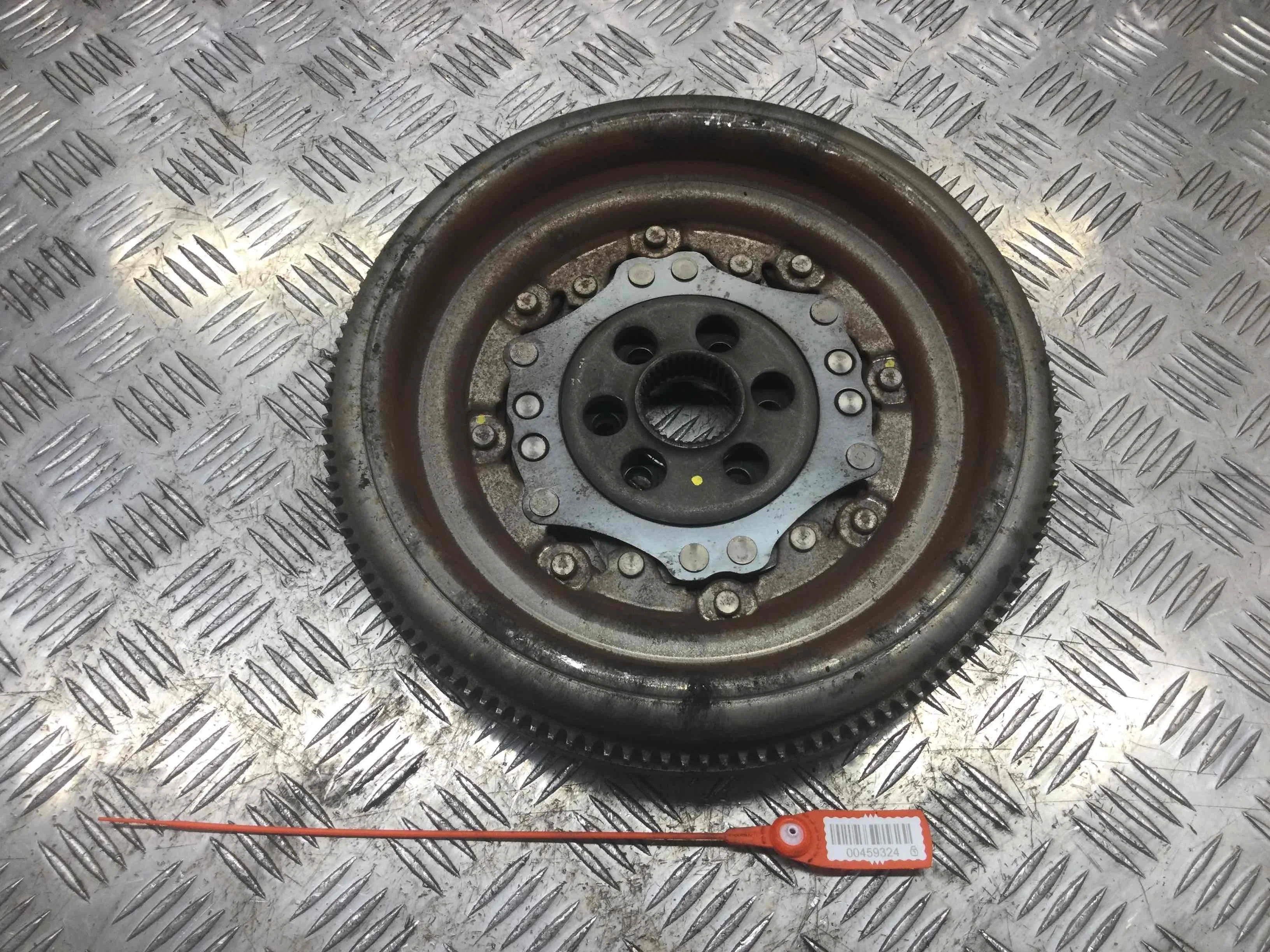 Маховик Volkswagen Touran 1 поколение [рестайлинг] (2006-2010) дизель 2.0 TDI DSG Минивэн