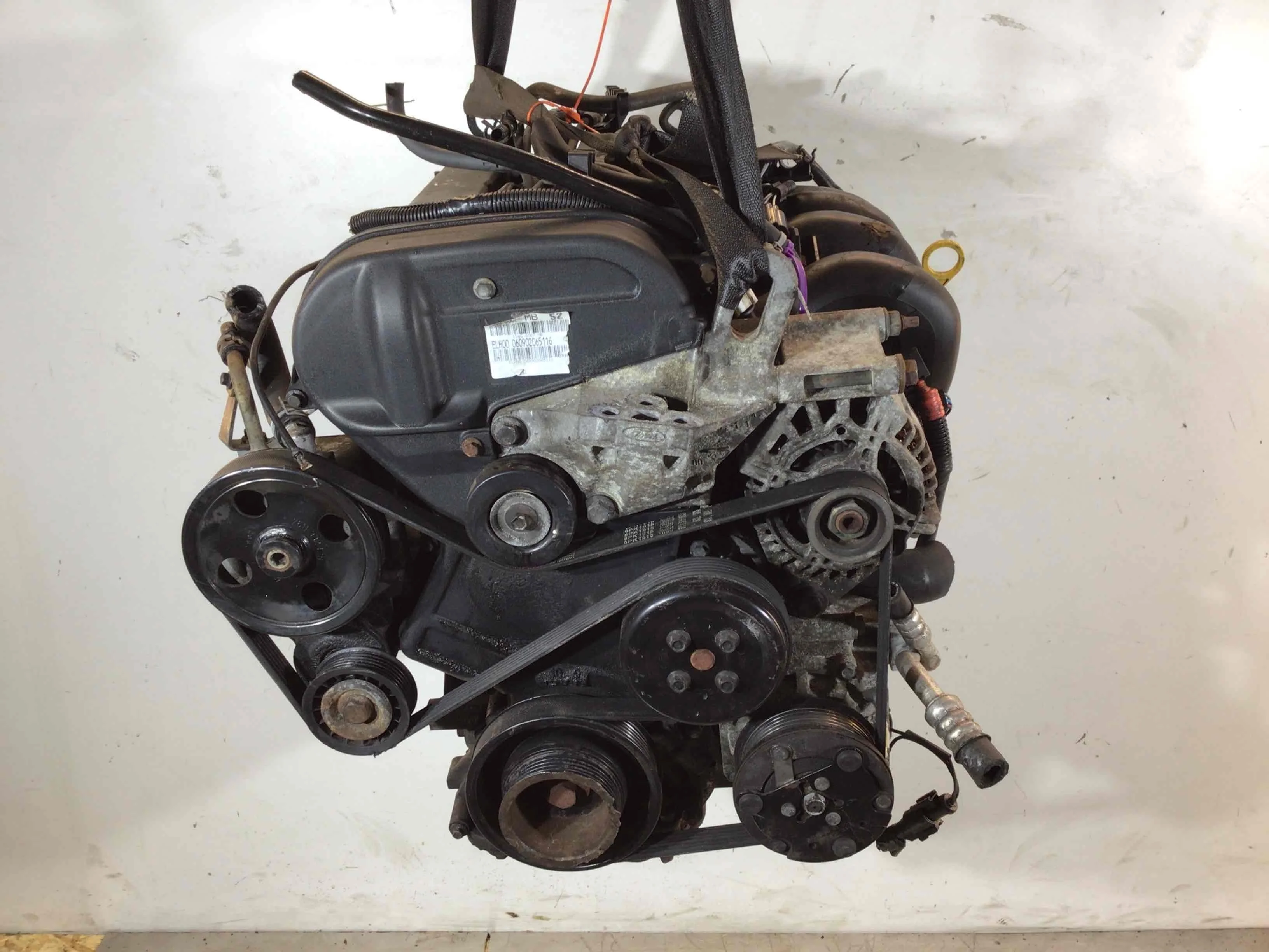 Двигатель Ford Focus 1 поколение [рестайлинг] (2001-2005) бензин 1.6 i Механика Х/б