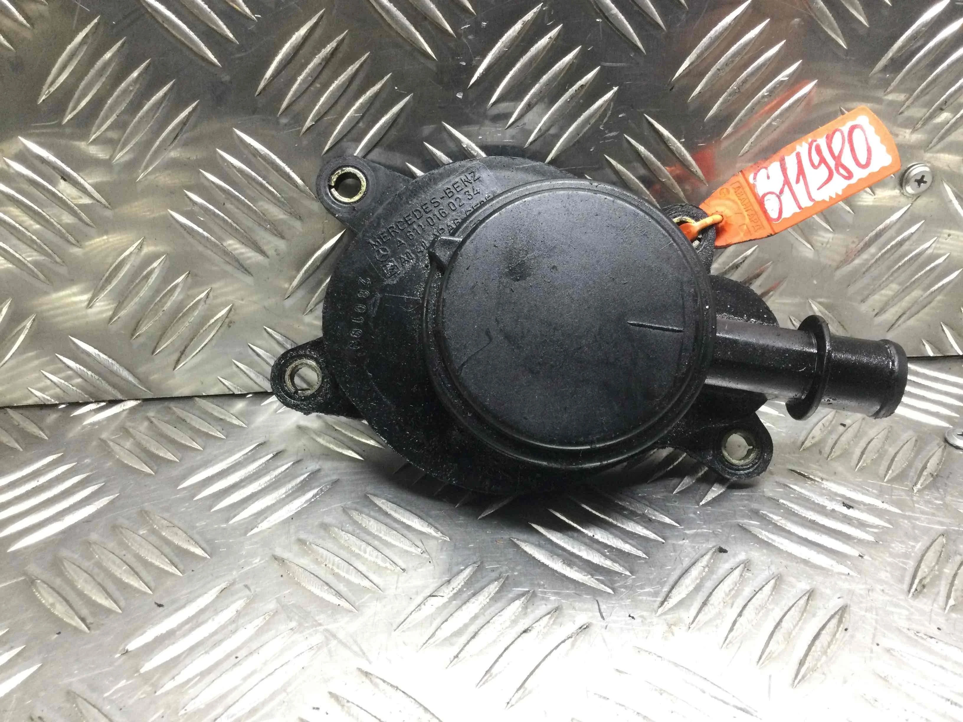 Маслоотделитель (сапун) Mercedes Vito W638 (1996-2003) дизель 2.2 CDI Механика Микроавтобус