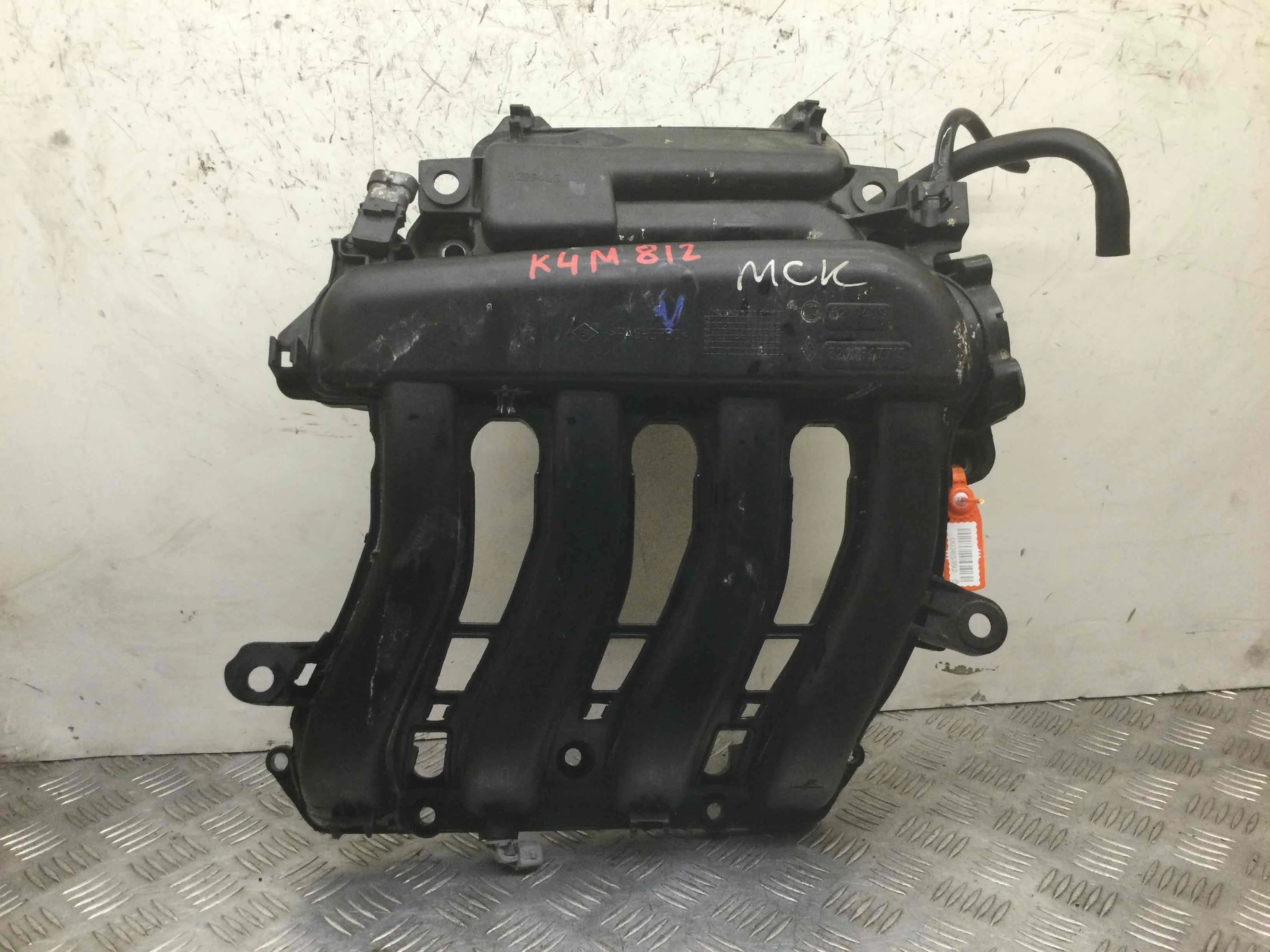 Коллектор впускной Renault Megane Megane II (KM,LM) 2003 - 2009 бензин 1.6 i Механика Х/б